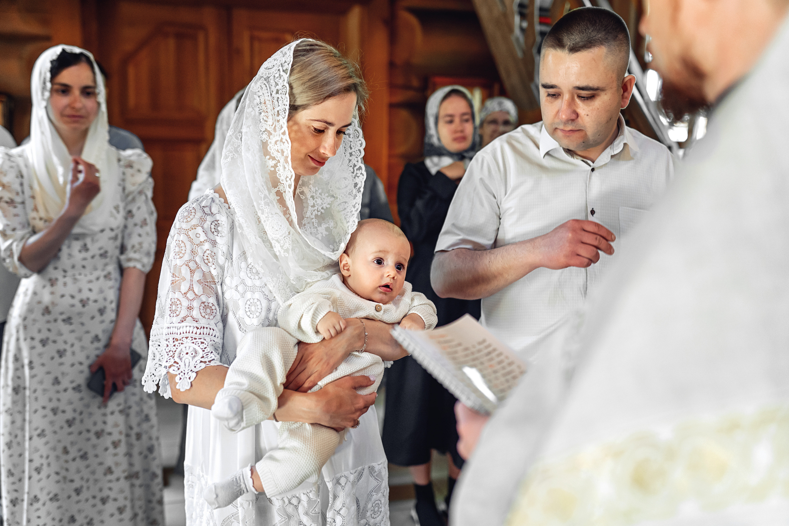 Фотограф на крещение ребенка иконы Божией Матери Неопалимая Купина. Фотограф \ Видеограф на Крещение, Венчание Москва| Семейные съемки