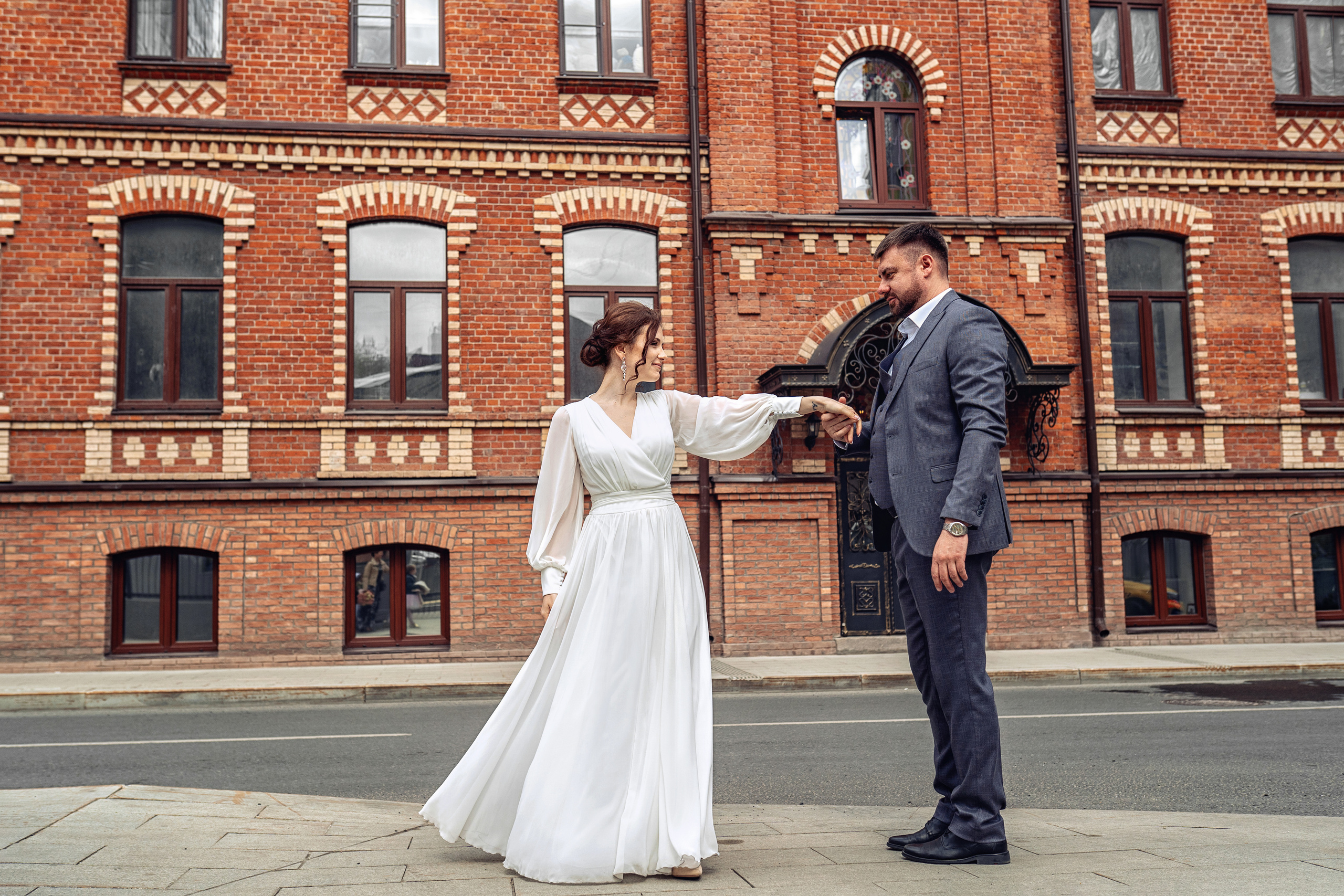 ЗАГС в Национале и прогулка по центру. Фотограф \ Видеограф на Крещение, Венчание Москва| Семейные съемки