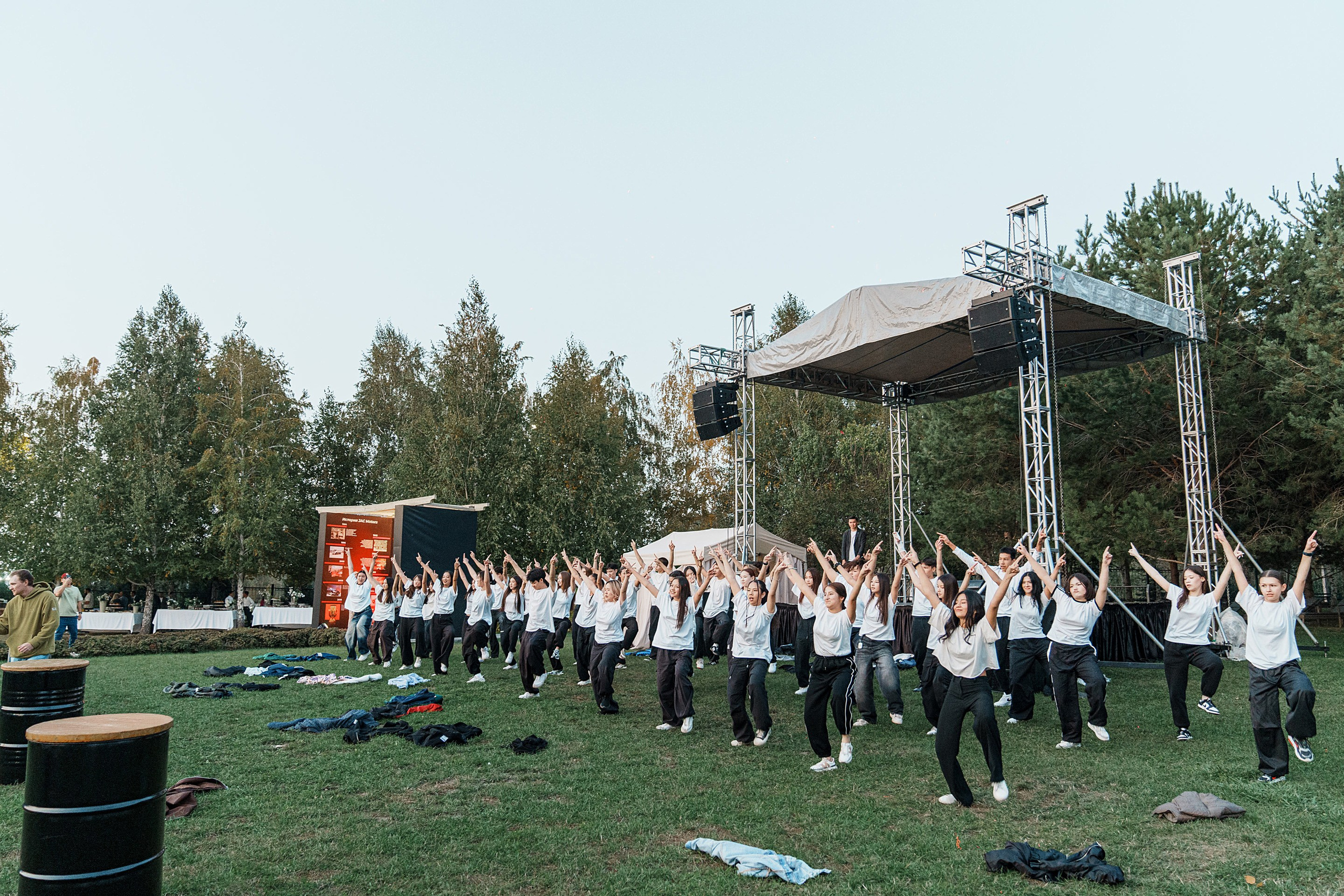 Презентация новой моделей JAC JS8. Фотограф TAULAN_1