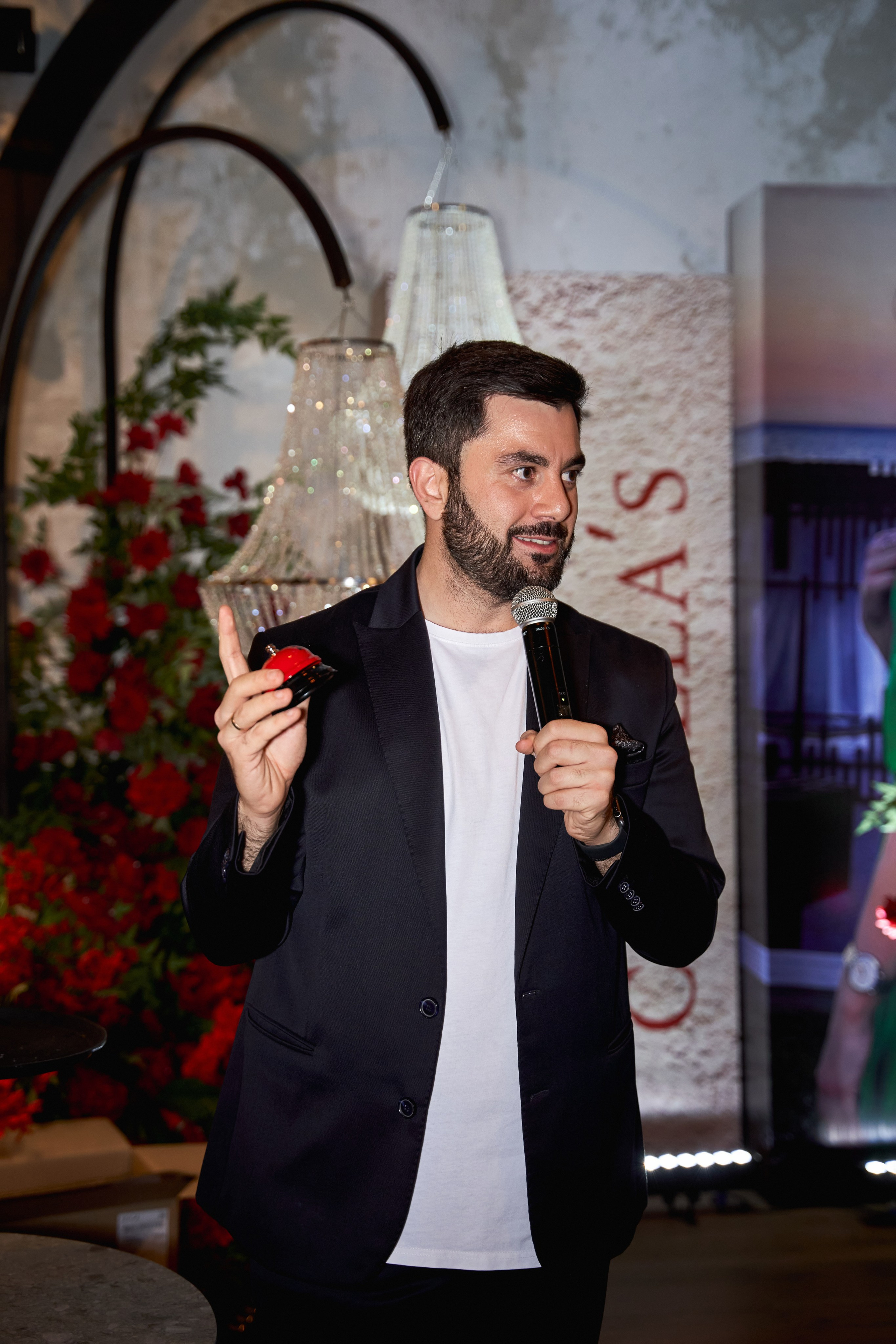 Светская съемка дня рождения 18 лет Камилле от ТВИНС СТУДИО. ТВИНС СТУДИО — лучшие свадебные фотографы и видеографы в Краснодаре