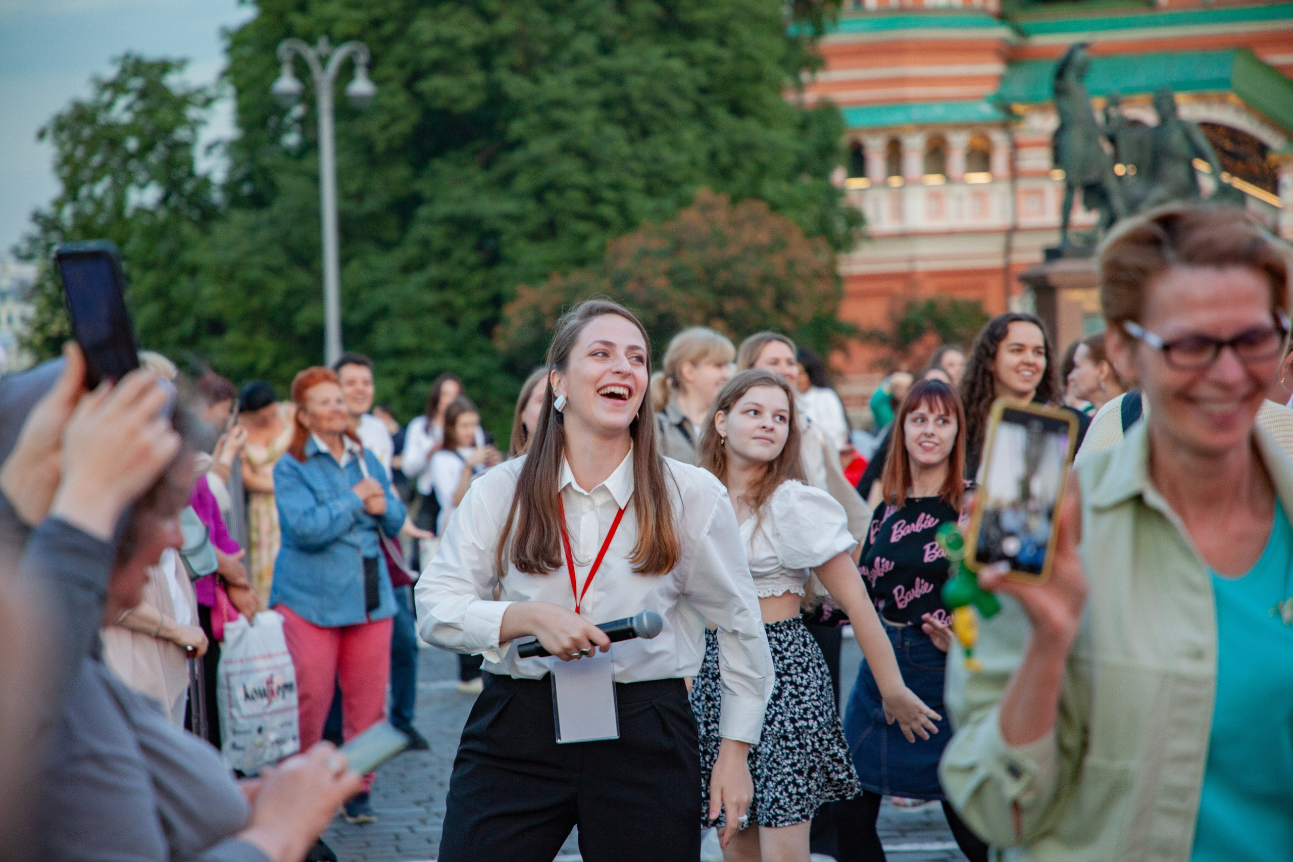 — Книжный фестиваль 2024 (флешмоб). Фотограф | Москва