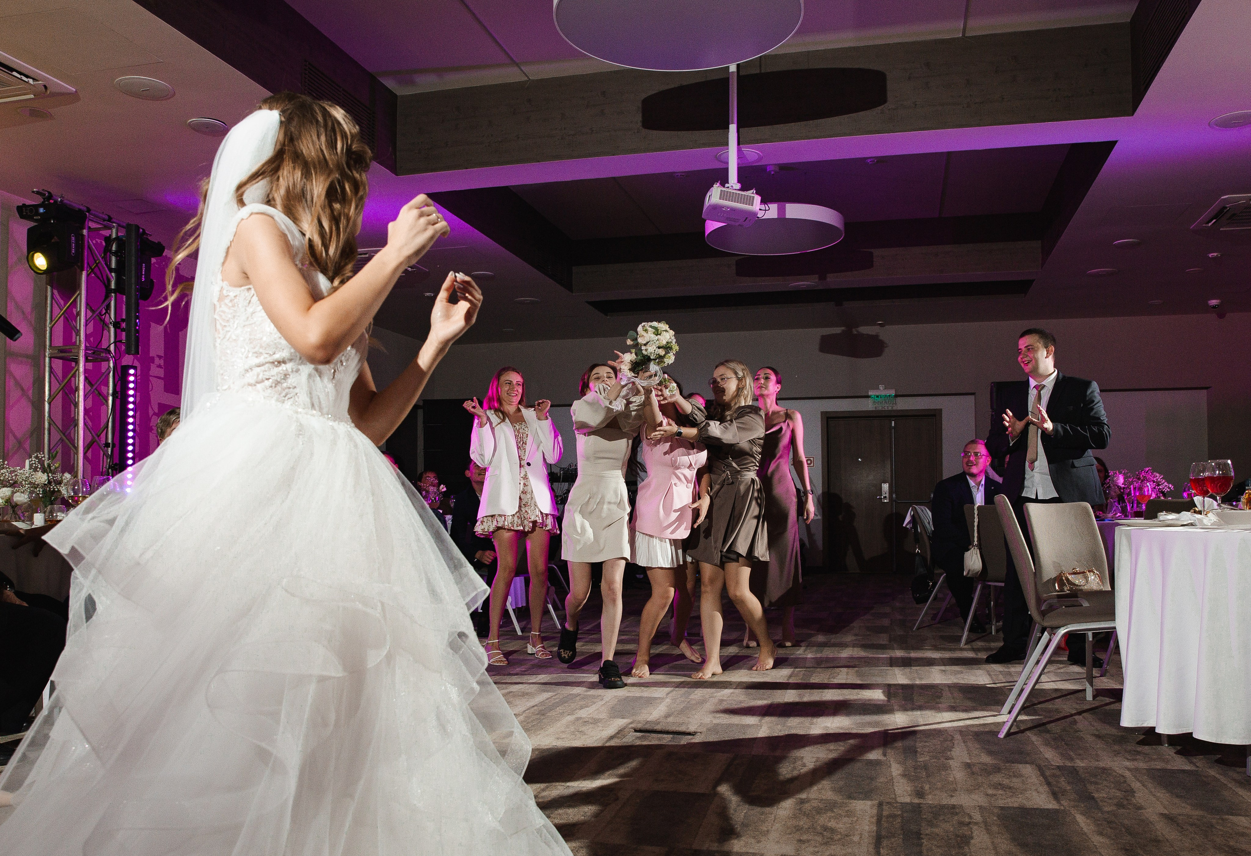 Элегантная свадьба в Hilton — Данила и Марии. Свадебный фотограф в Оренбурге Илья Володьков