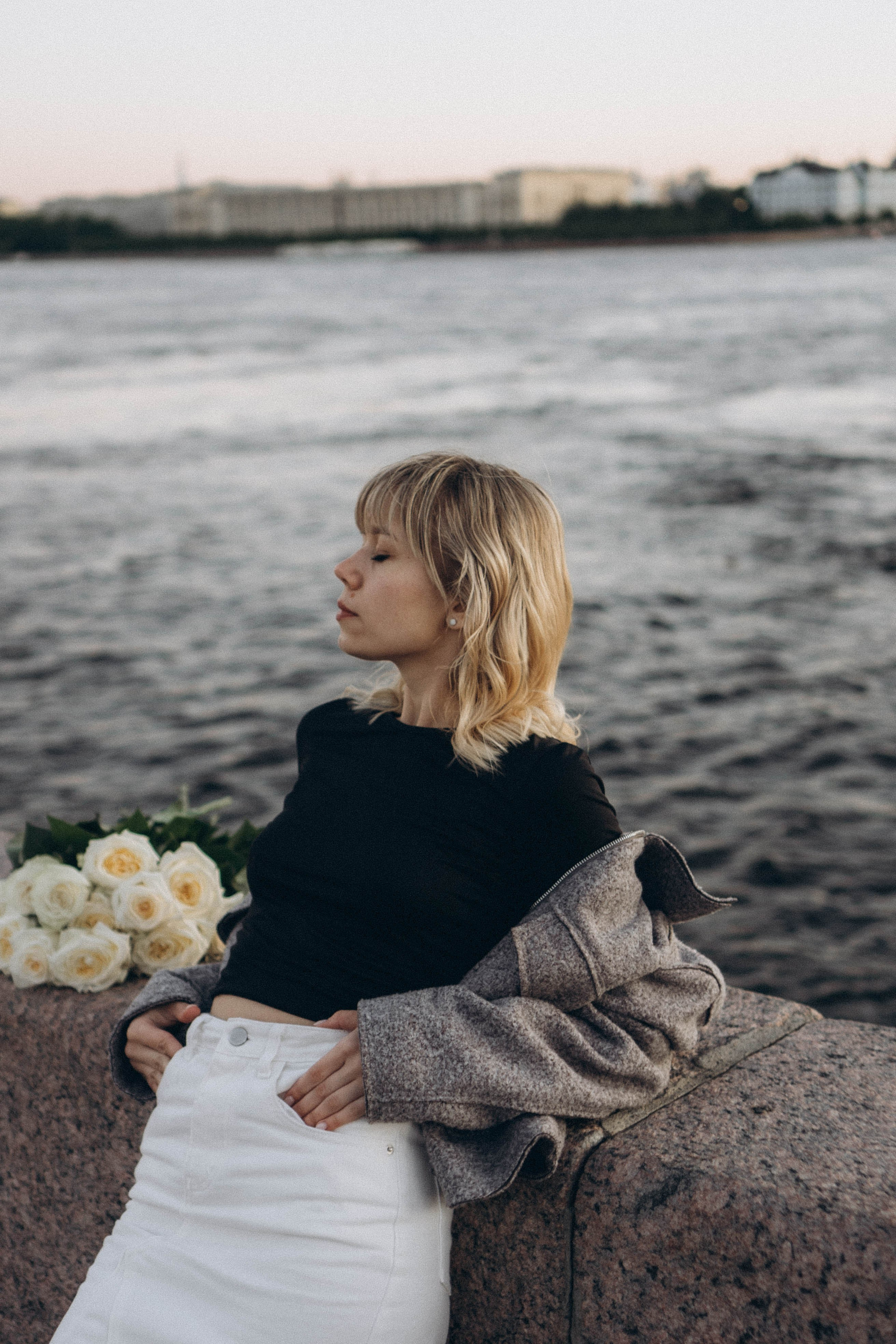 ПРОГУЛКА ПО ГОРОДУ В БЕЛЫЕ НОЧИ (другой вариант). Профессиональный фотограф, Санкт-Петербург — Виктория Богомолова