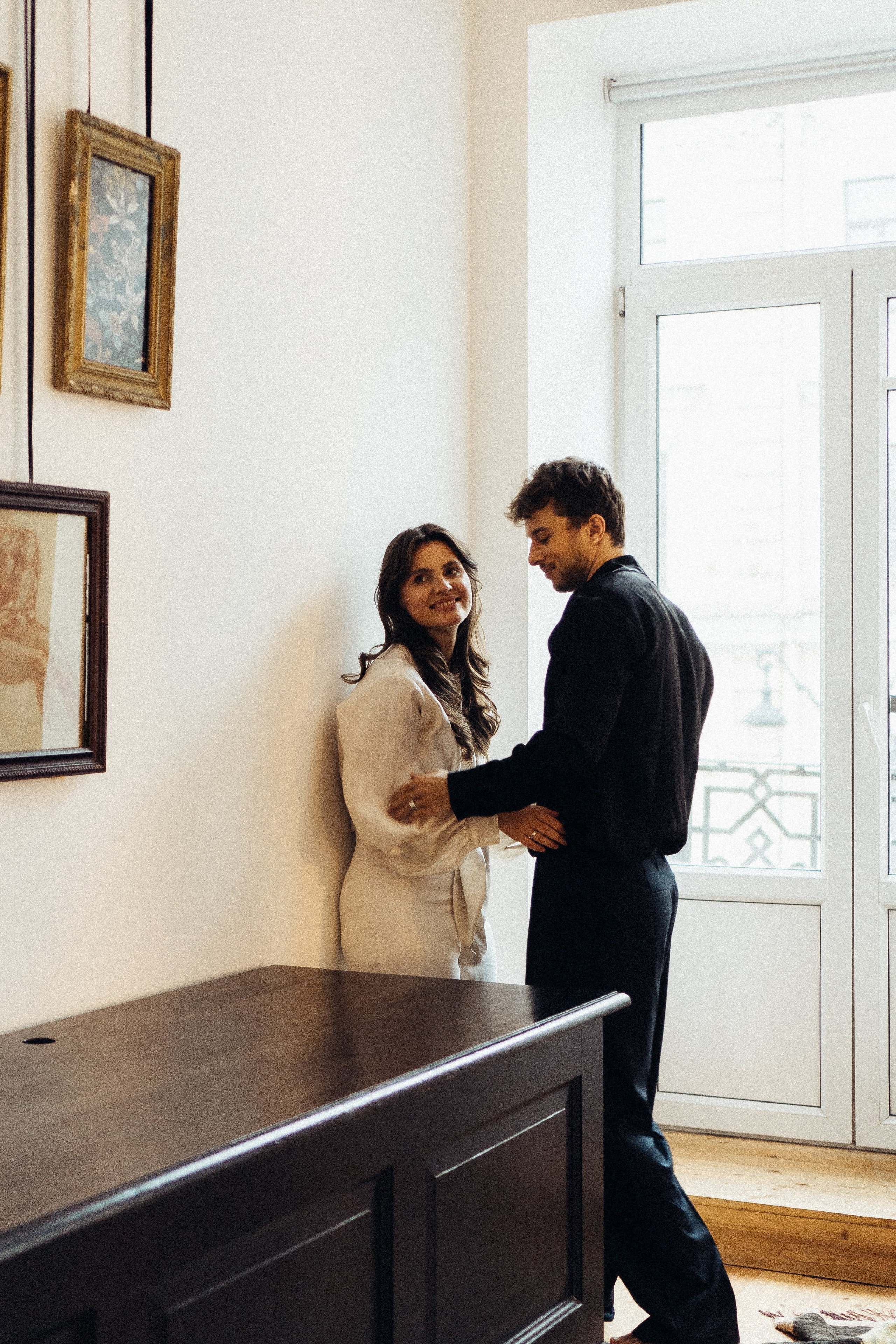 УТРО ЖЕНИХА И НЕВЕСТЫ В ПИТЕРСКОЙ КВАРТИРЕ И СЬЕМКА С СВАДЕБНЫХ ОБРАЗАХ. Профессиональный фотограф, Санкт-Петербург — Виктория Богомолова