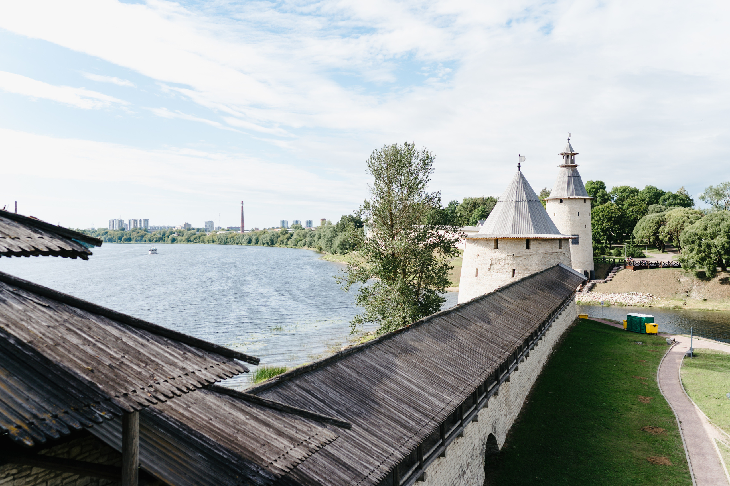 Путешествие: Псков, Изборск, Печоры