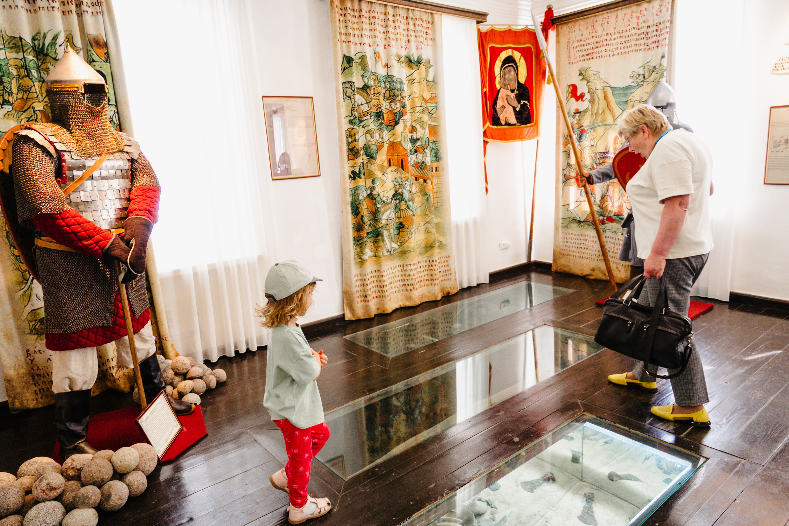 Путешествие: Псков, Изборск, Печоры