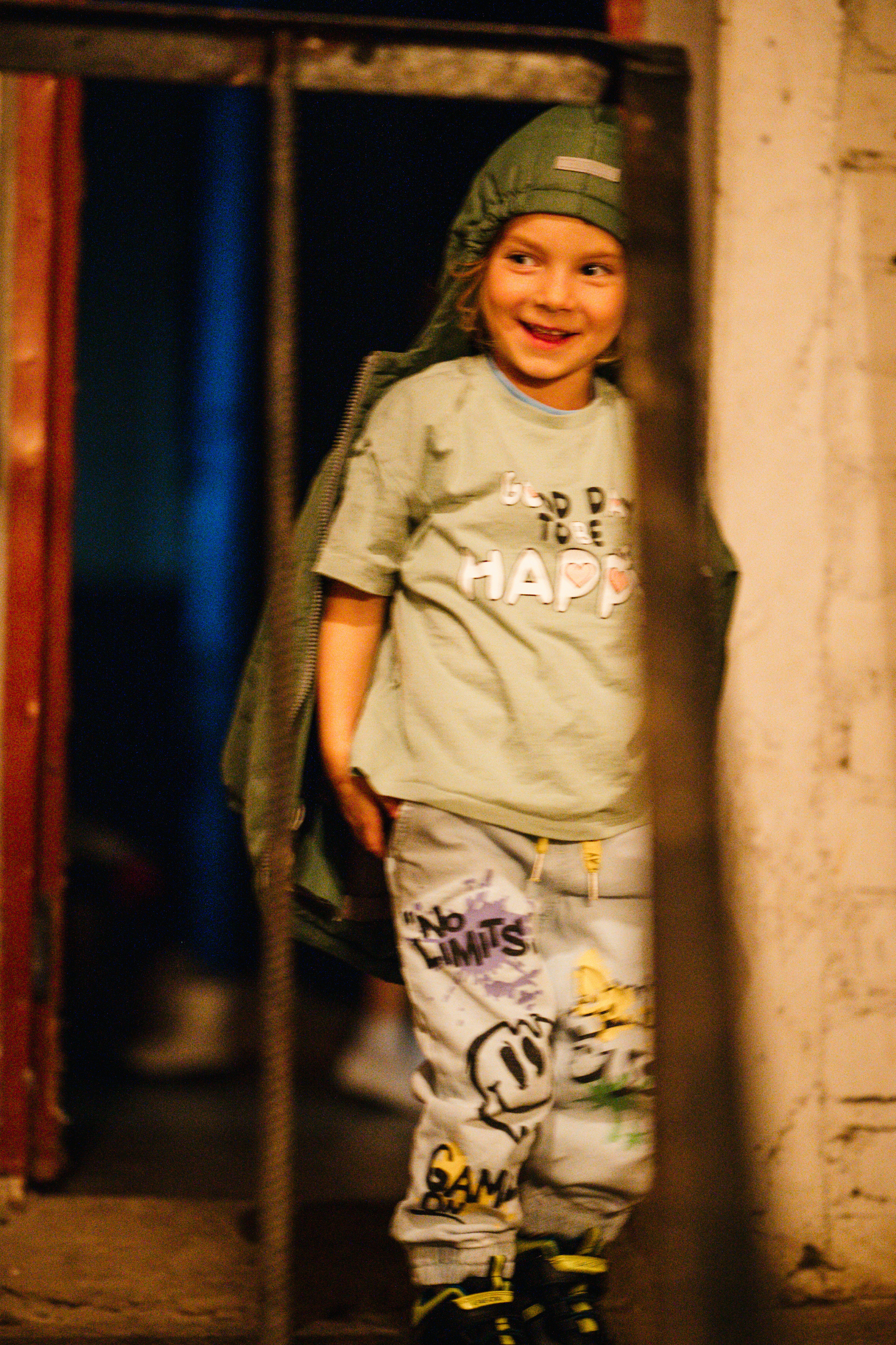 Спектакль «… прошу винить Клаву К.»