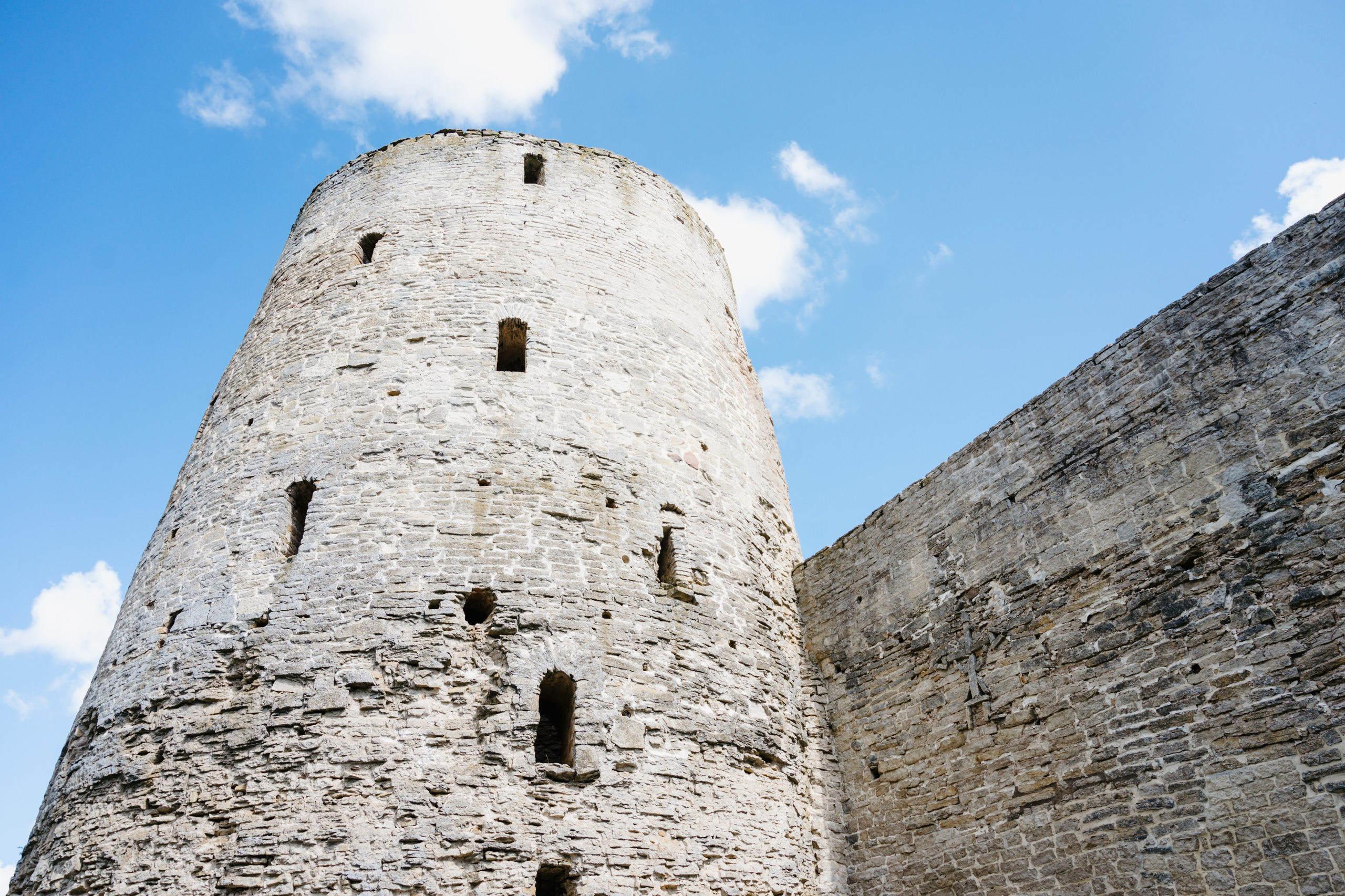 Путешествие: Псков, Изборск, Печоры