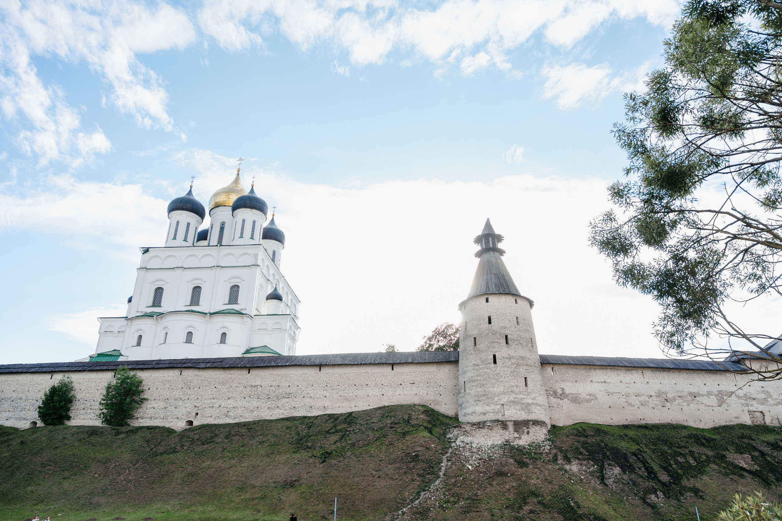 Путешествие: Псков, Изборск, Печоры