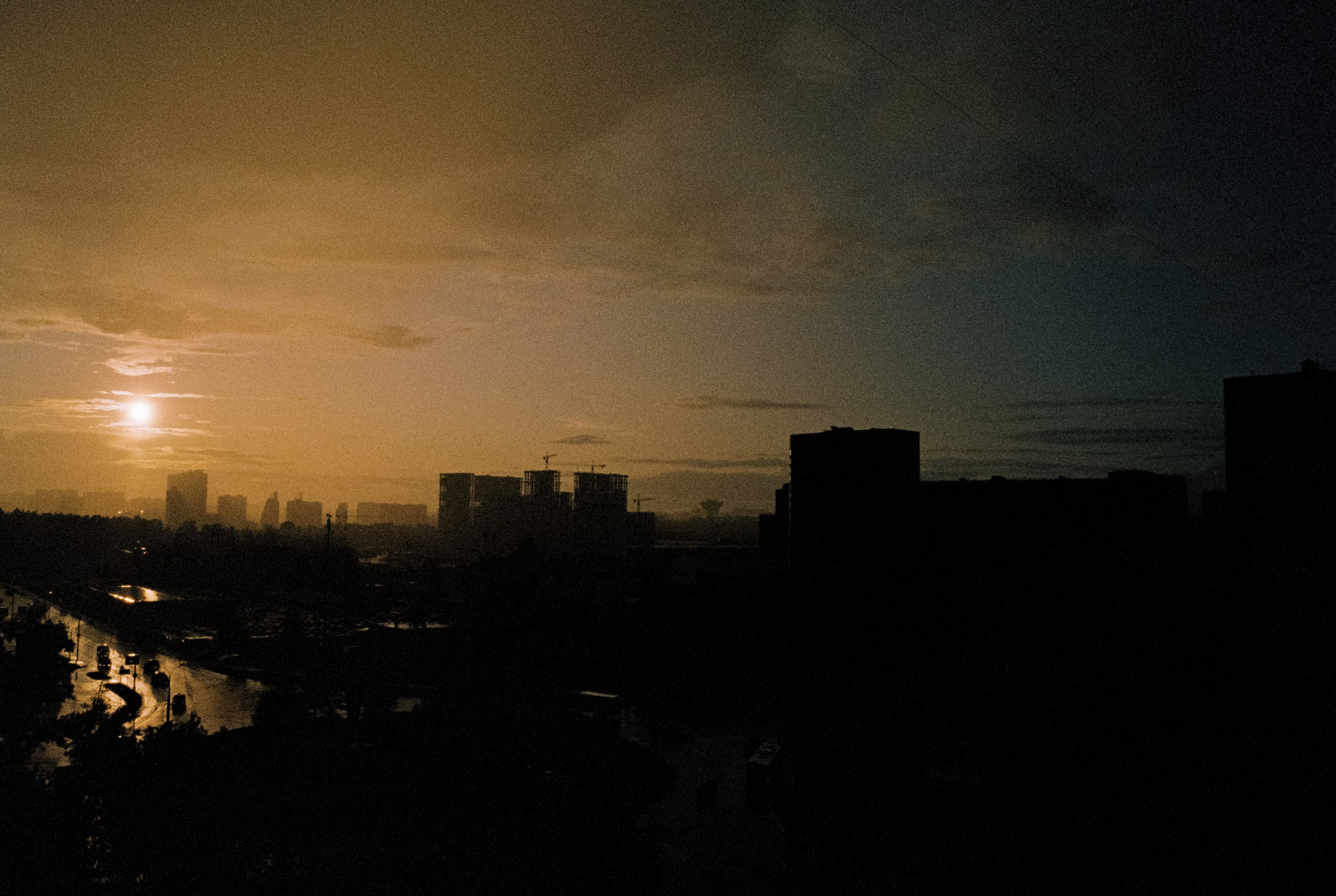 Contax G1 — Carl Zeiss Biogon T* 21 mm f2.8 | Kodak ProImage 100 | Лукино, Строгино