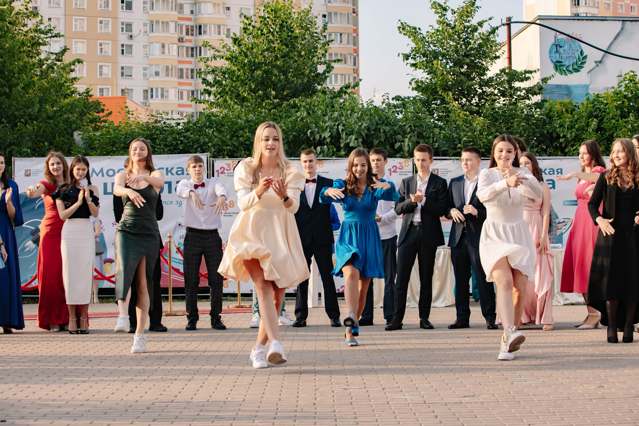 Выпускной «школа 1238». Фотограф в Москве Яна Полосина