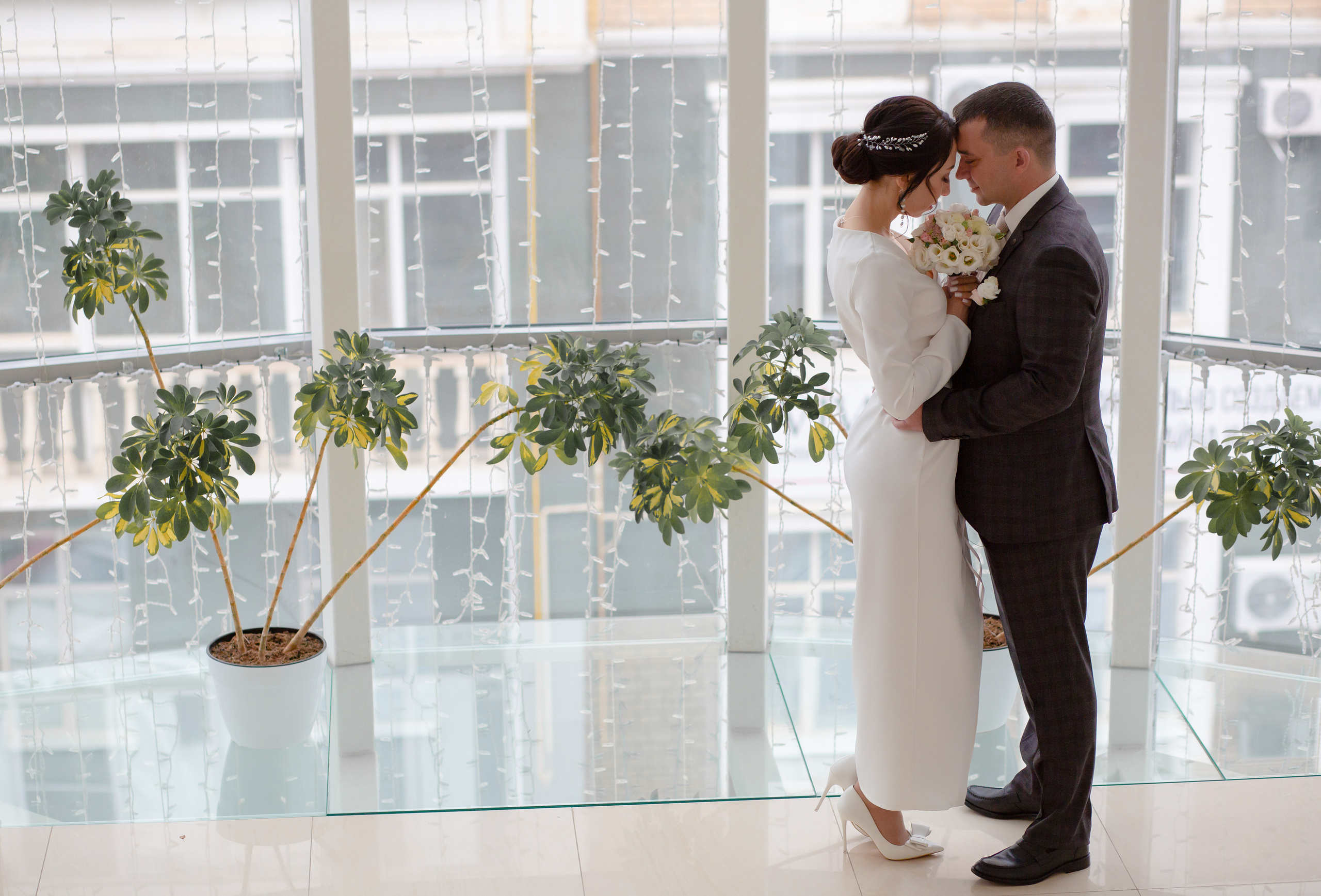 Свадебная фотосессия Андрея и Регины. Женский фотограф в Оренбурге Ирина Заводчикова