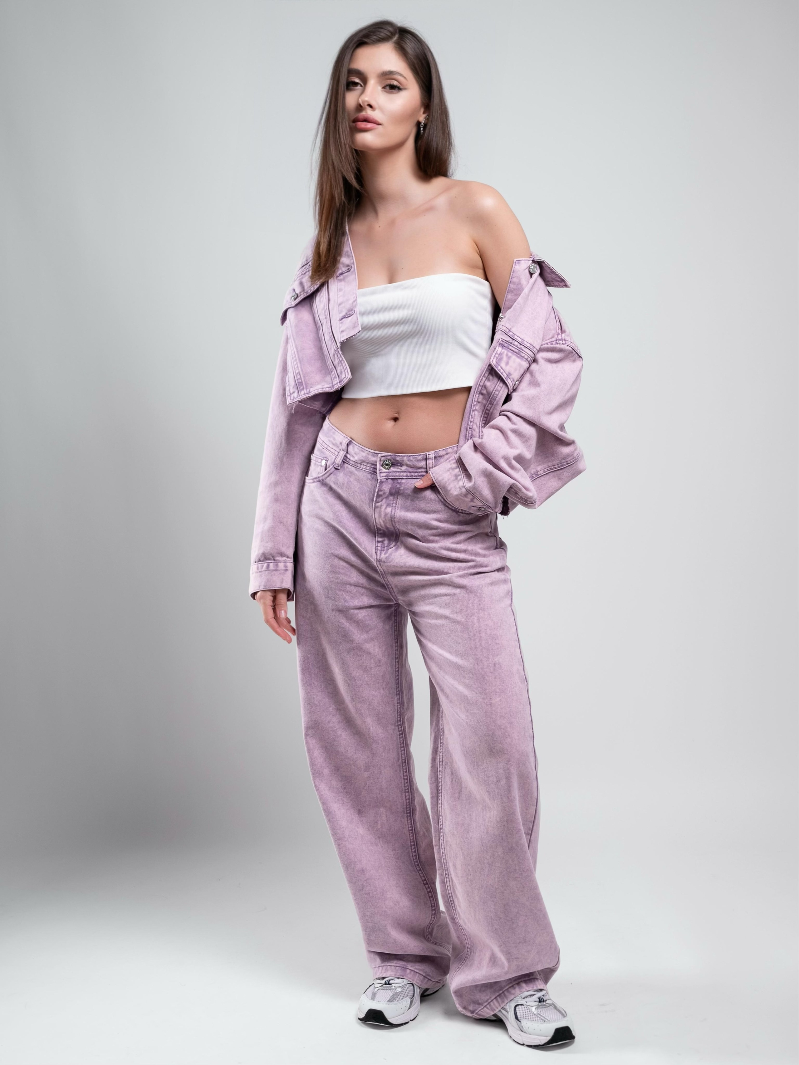 Джинсовые костюмы две модели. Предметный фотограф, фото для маркетплейсов Пятигорск, КМВ