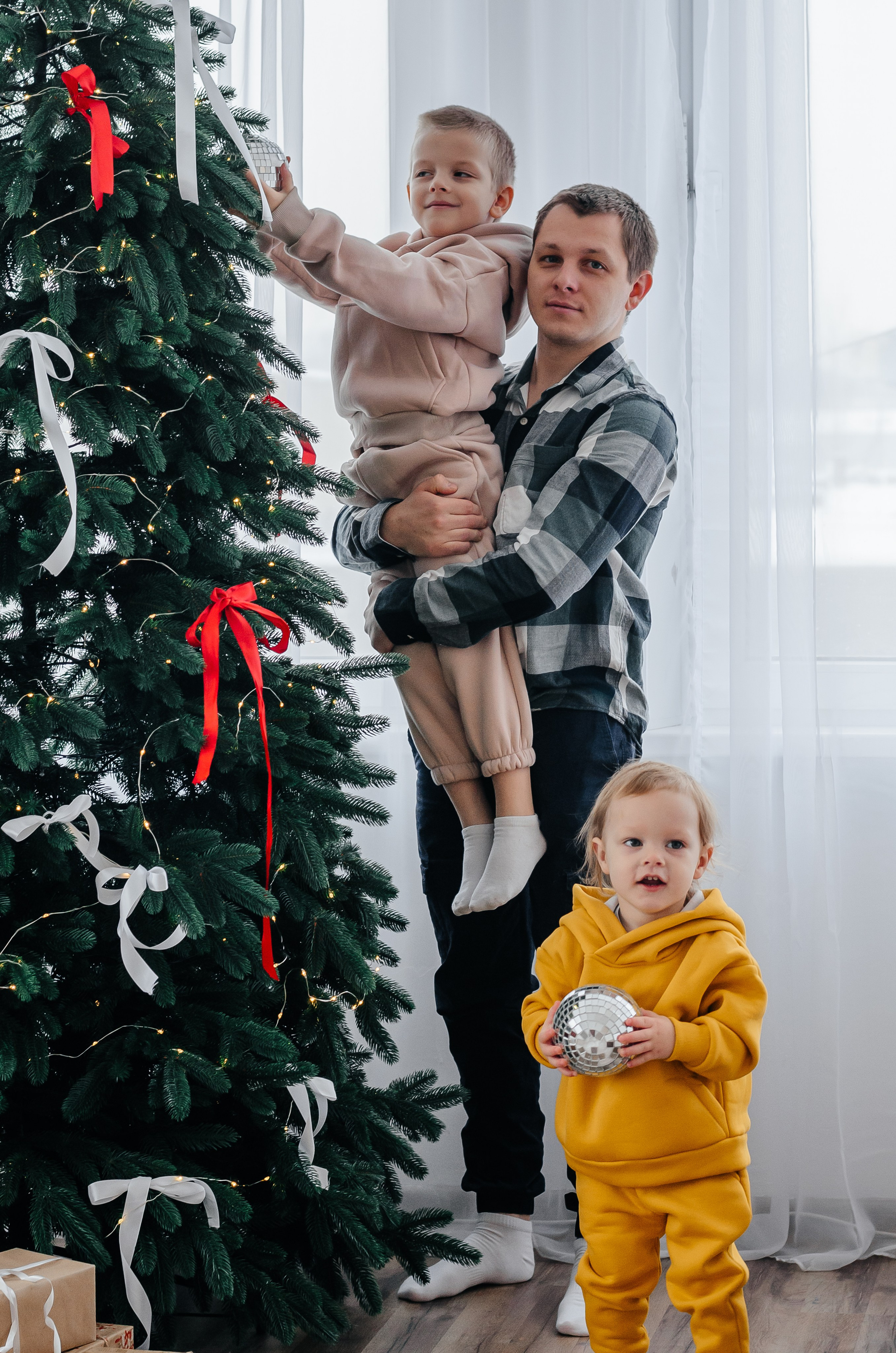 Семейная новогодняя фотосессия. Свадебный фотограф в Сергиевом Посаде недорого Ольга Гузанова