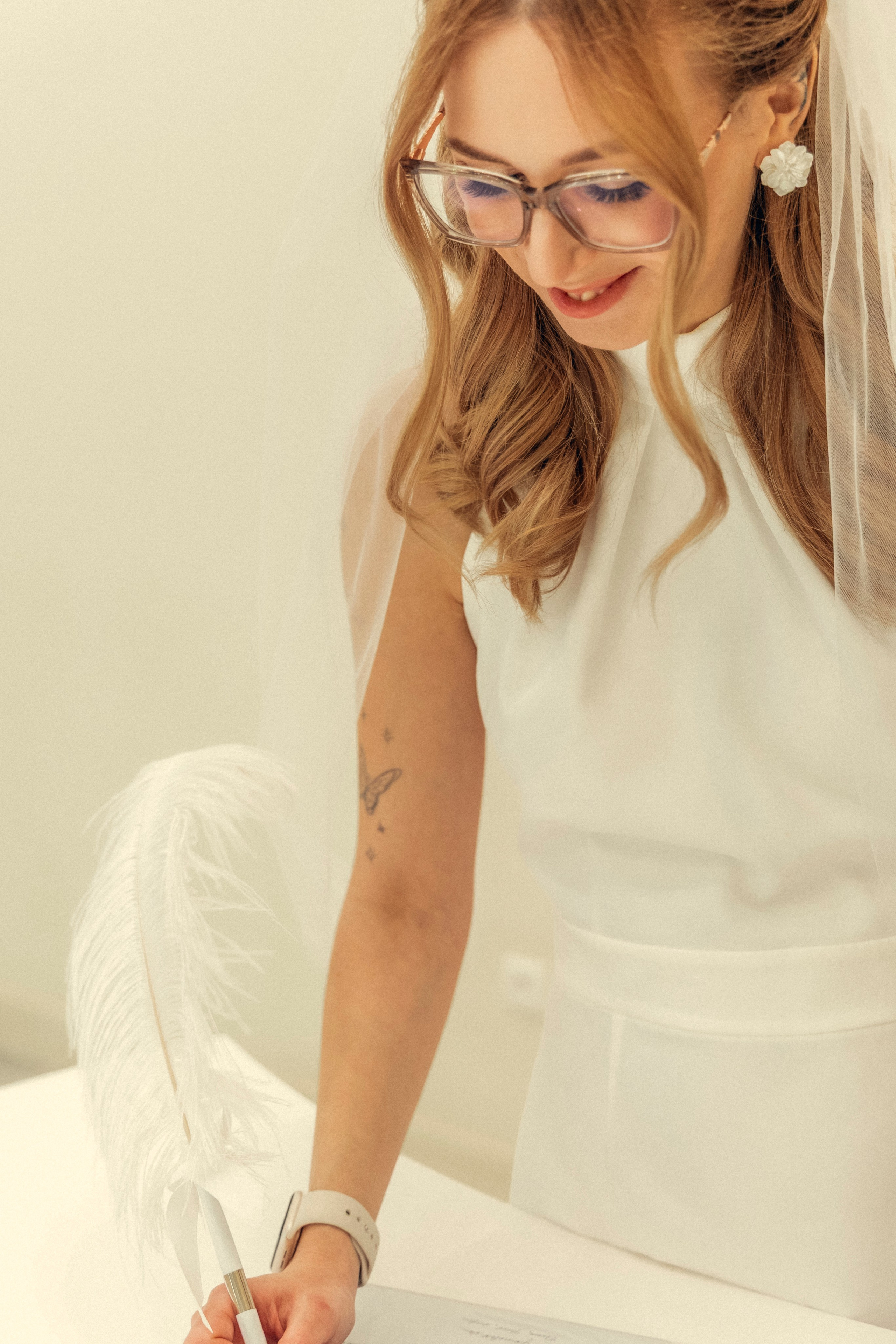 Роспись в Жуковском ЗАГСе. Фотограф для маркетплейсов, фотоуслуги в Жуковском Татьяна Марсуверских