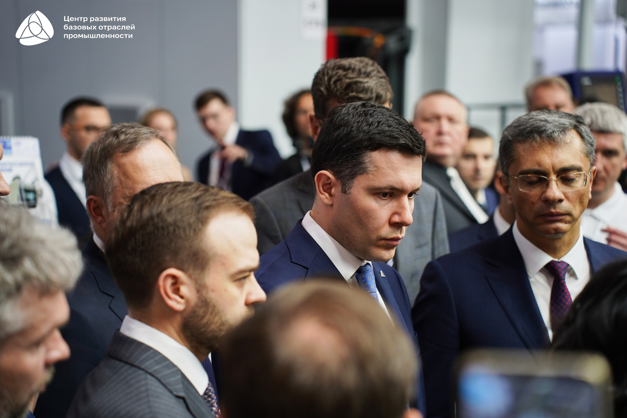 ЭКСПОЦЕНТР Алиханов. Фотограф