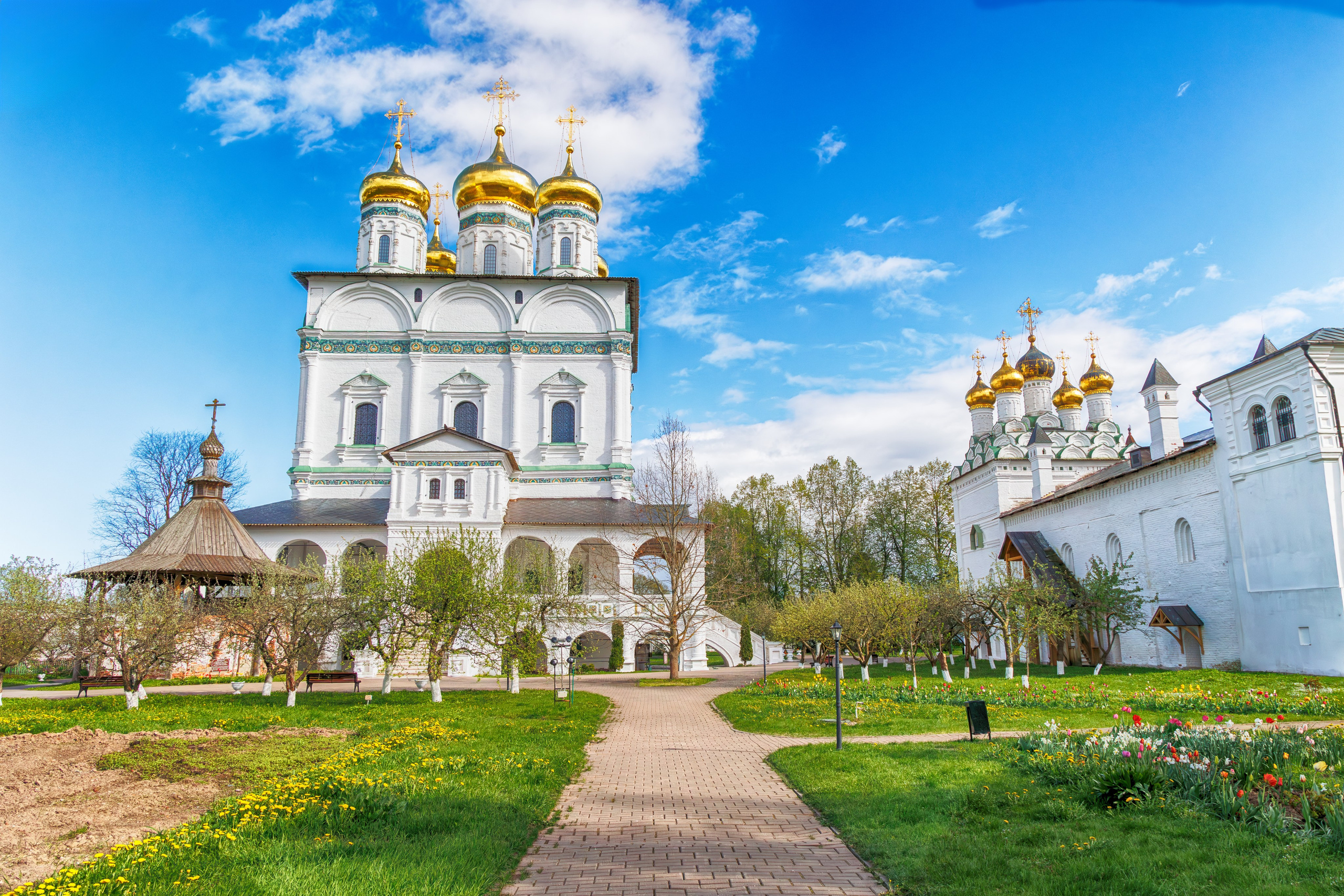 Путешествие во времени: Иосифо-Волоцкий монастырь. 1000 куполов России, фотопроект Вадима Квятковского и Надежды Ельцовой