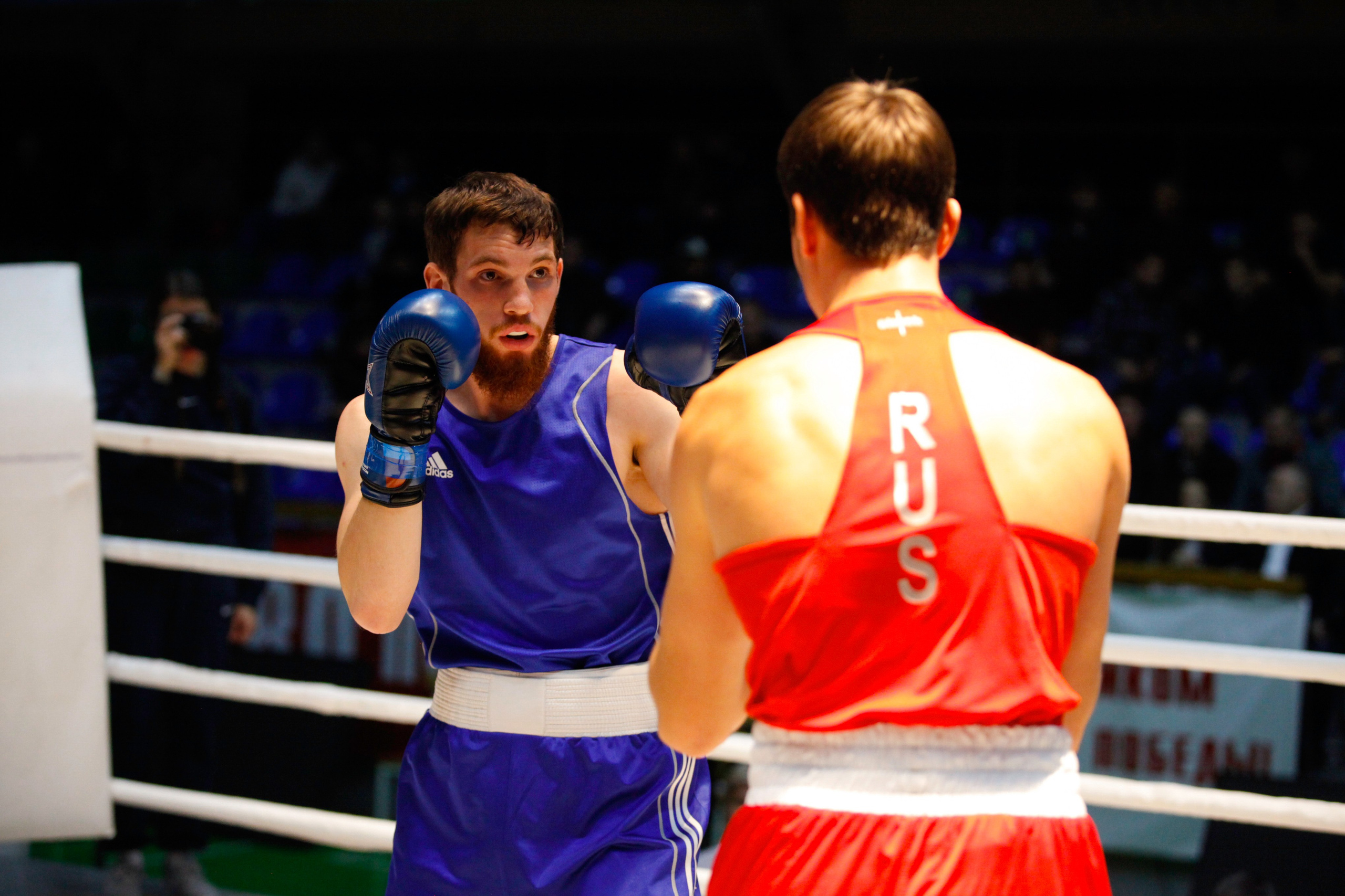 БОКС. Фото. Спортивный фотограф, трансляция, звук и свет в Новосибирске