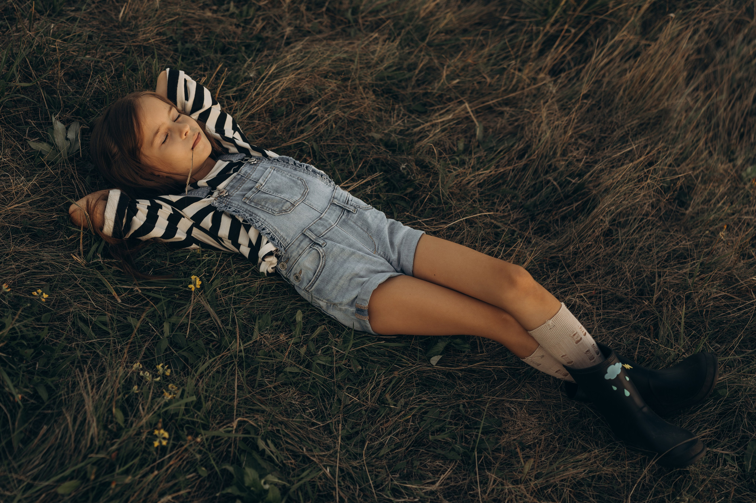 Детство, лошади, природа. Семейный фотограф Москва. Фотограф беременности и материнства Москва