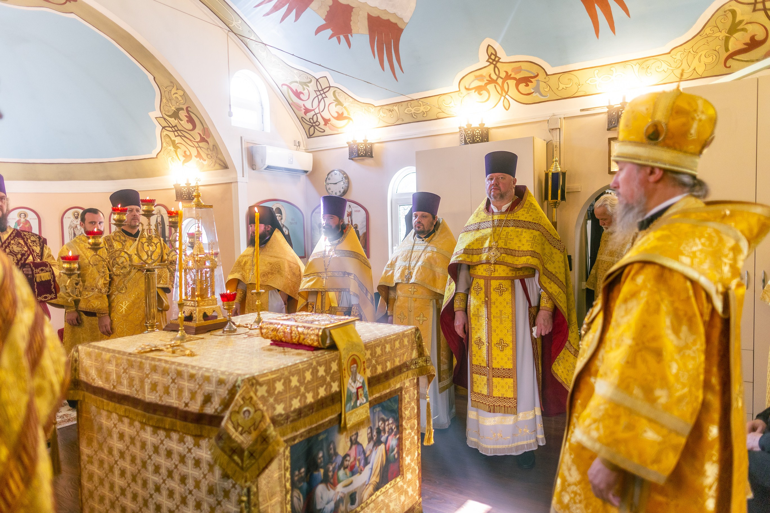 Митрополит Василий. 10 лет Храму Святителя Спиридона Тримифунтского. Фото и видеосъемка любых мероприятий в городе Краснодаре и Краснодарском крае. Щеколдин Антон