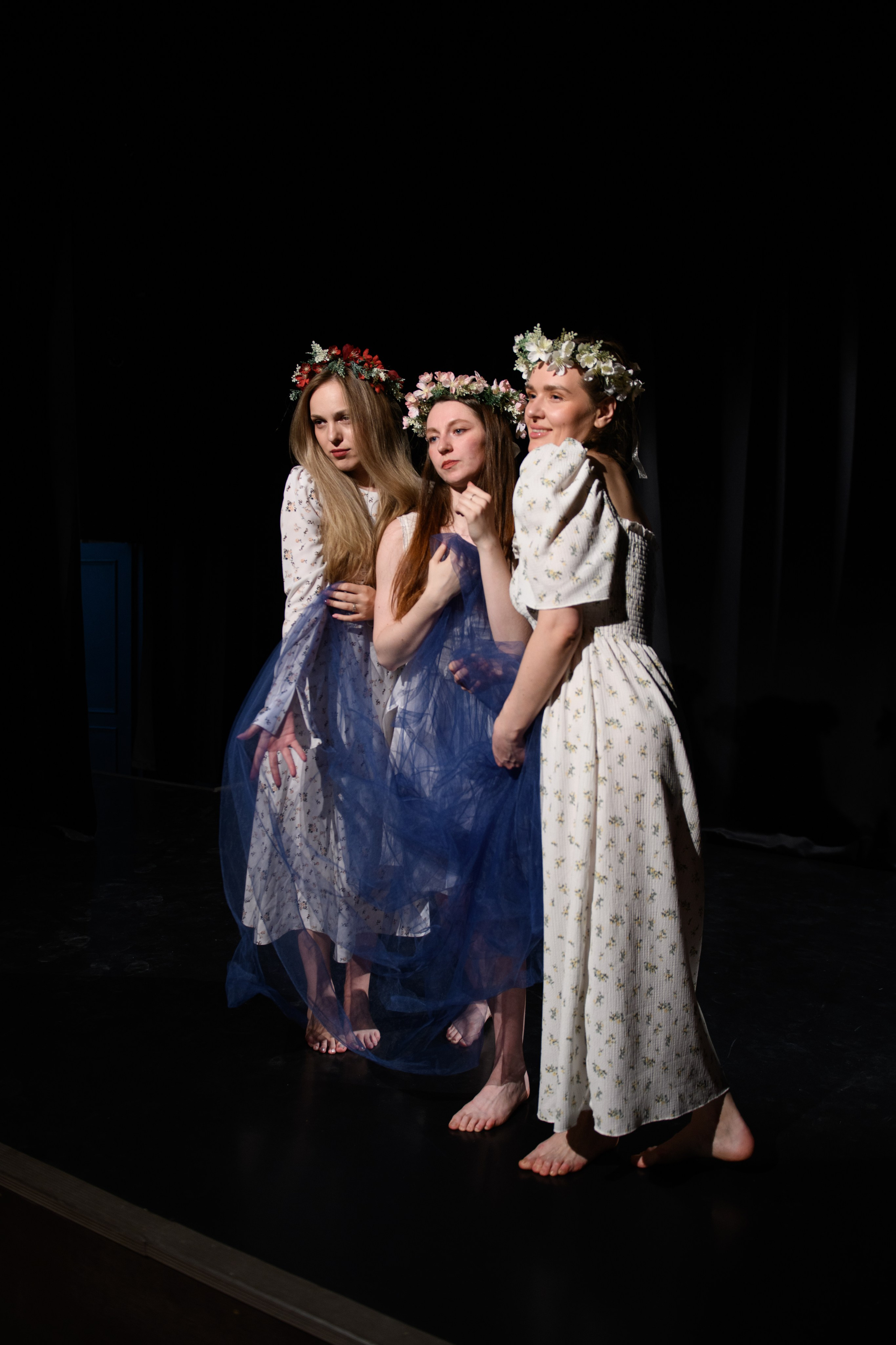 За нарисованным очагом. Организация и проведение фотосъемок в Санкт-Петербурге. Фотограф Смирягин Илья