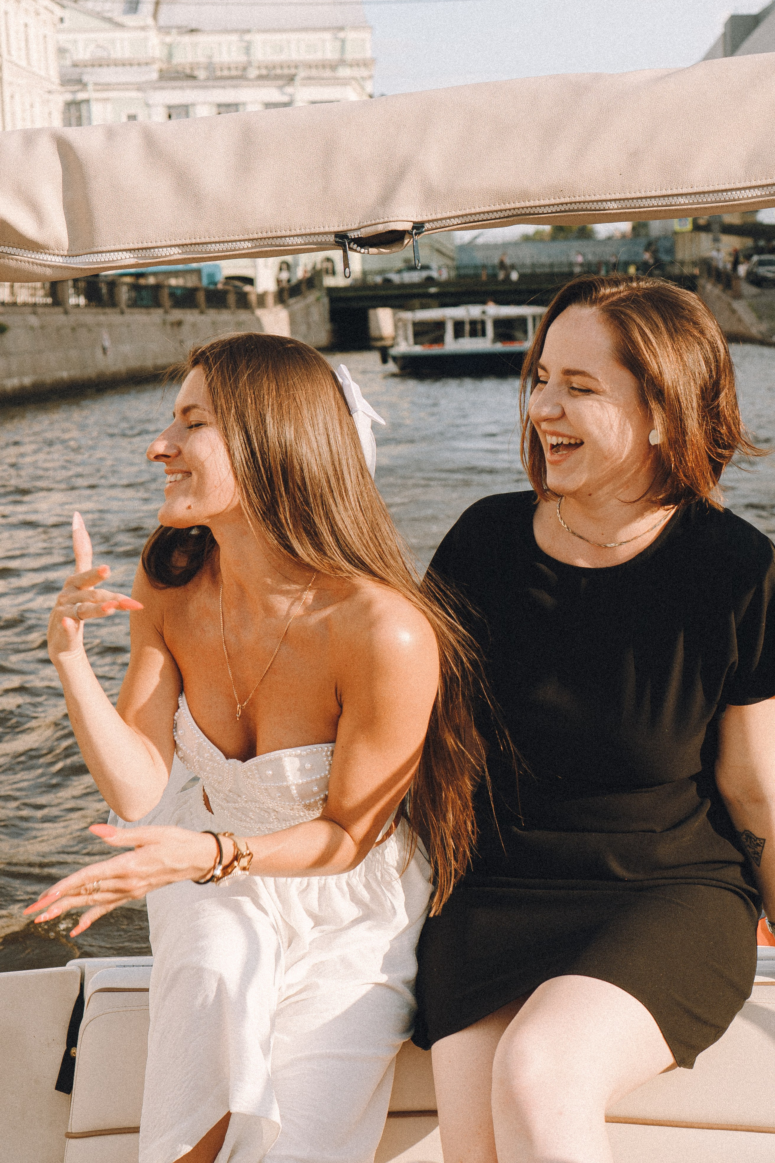 ДЕВИЧНИК НА КАТЕРЕ. Профессиональный фотограф, Санкт-Петербург — Виктория Богомолова