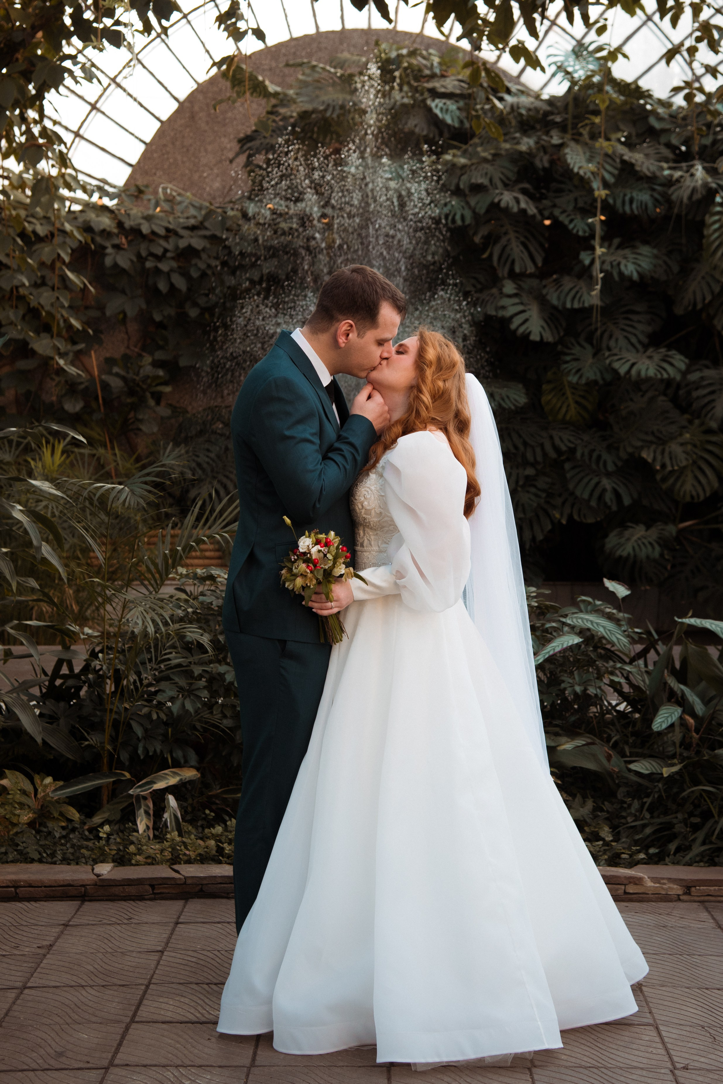 Свадебная съемка & Съемка Love story. Свадебный и семейный фотограф с Санкт-Петербурге Ольга Стрижакова