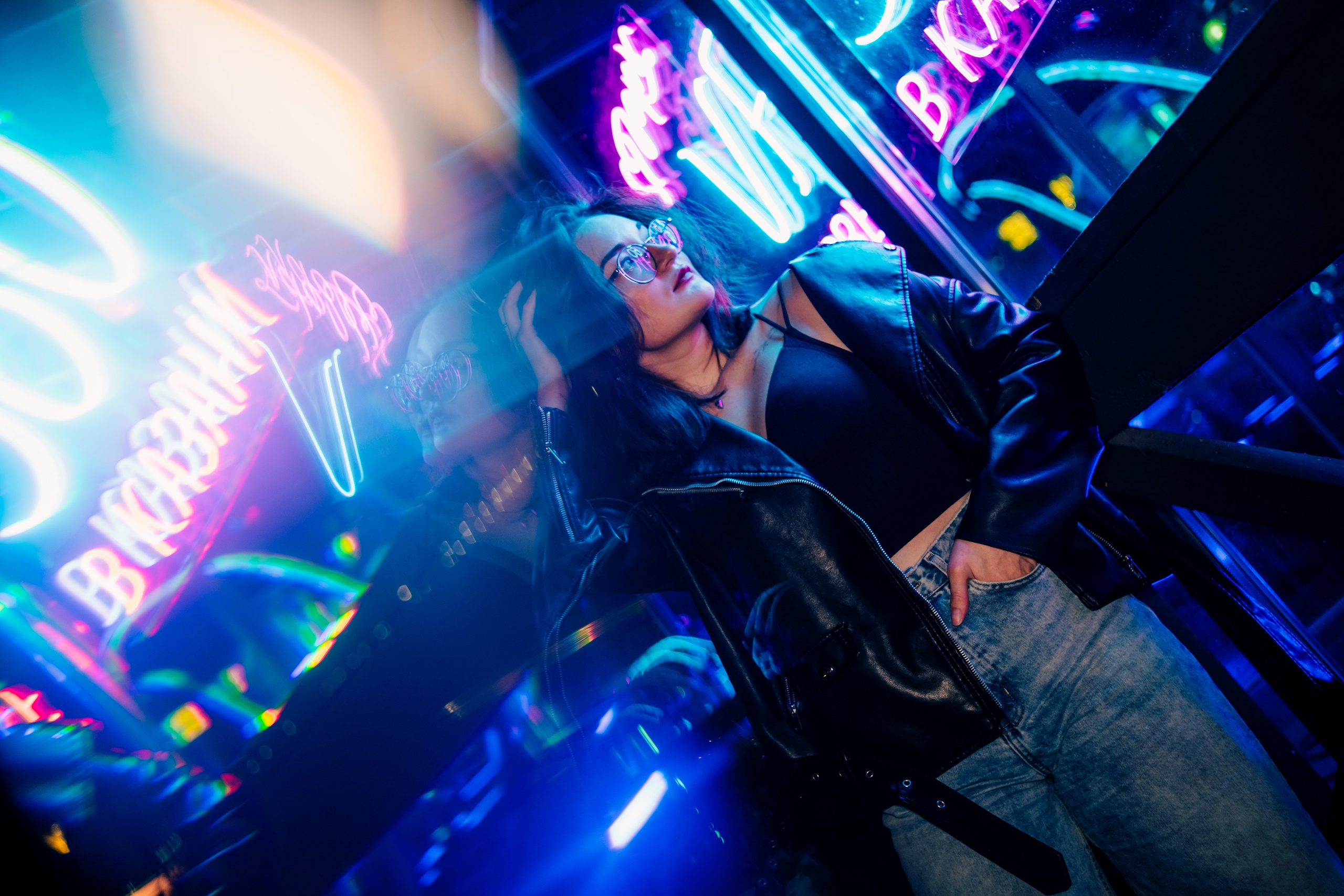 Юля | Палитра неоновых огней. Felixtones