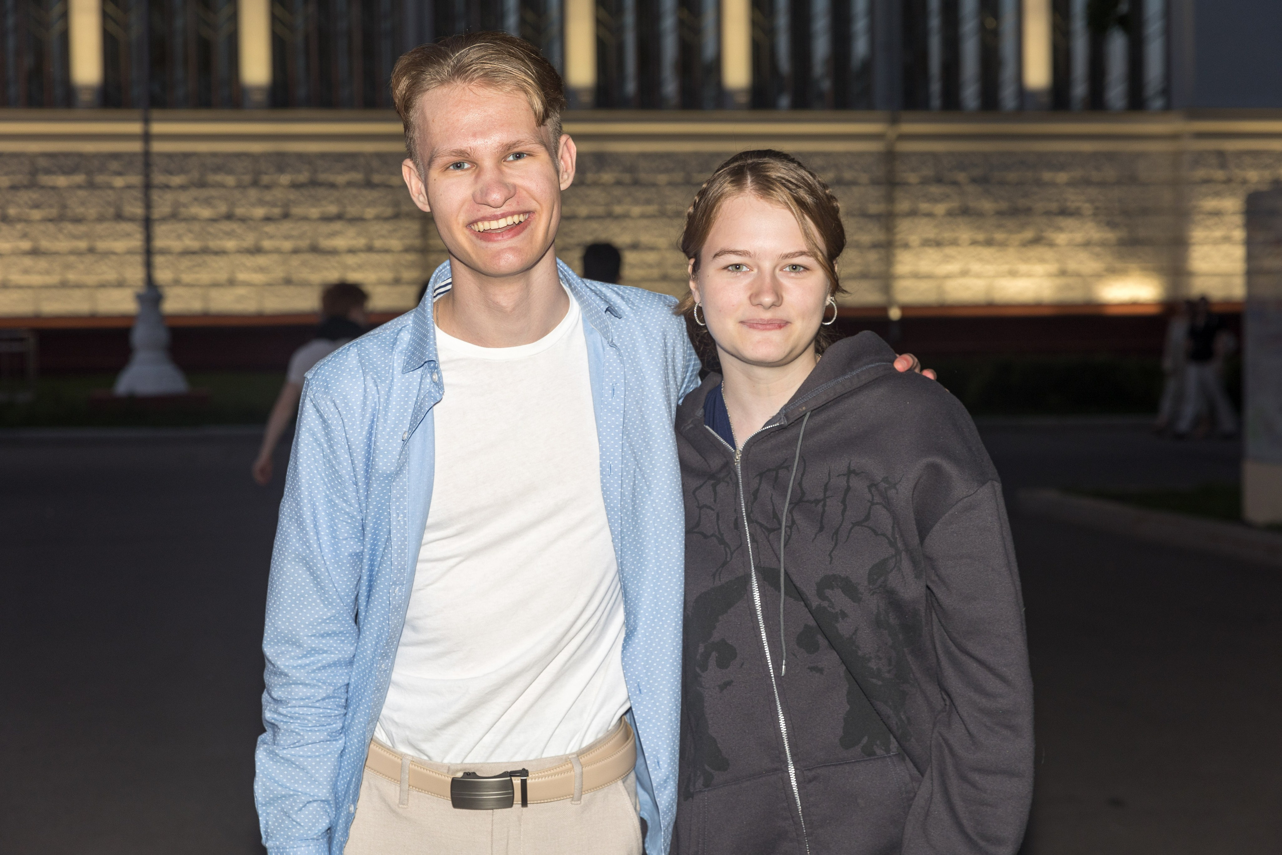 Прогулка перед выпускным. ВДНХ. Школьный фотограф в Москве Семенова Ирина