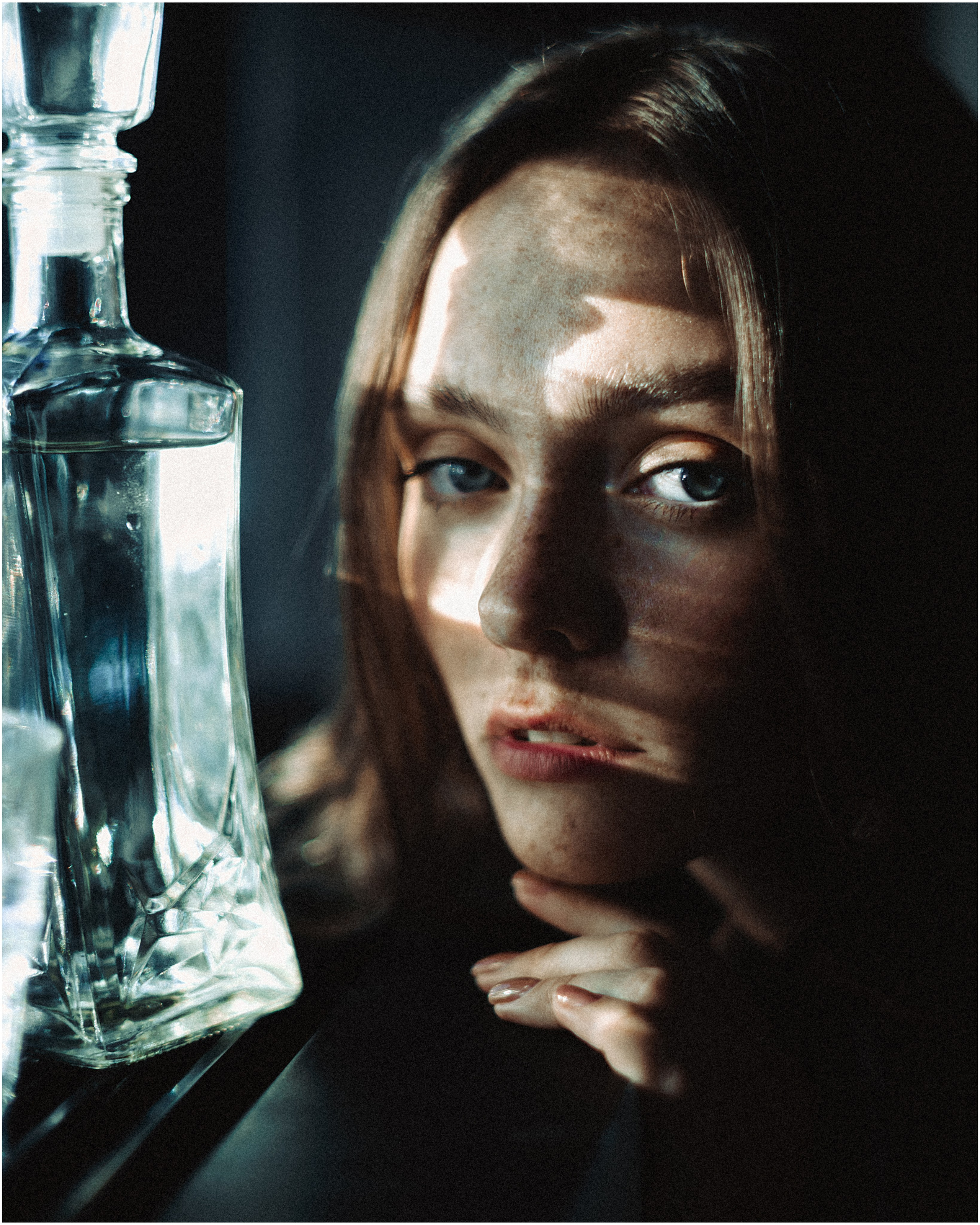 Арт фотосессия с необычной идеей в студии в Москве