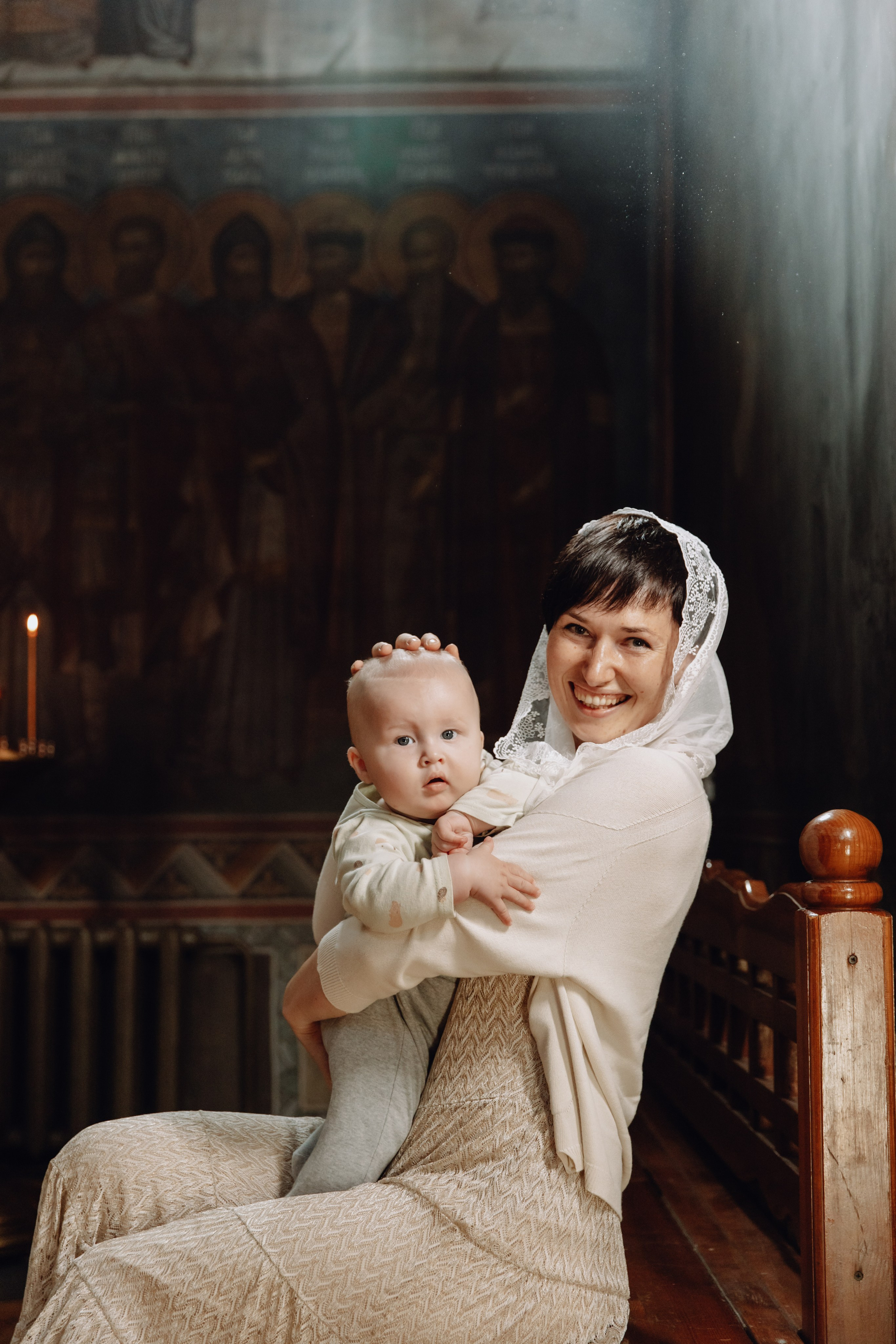 Таинство крещения в Холках. Фотограф Максим Никонов