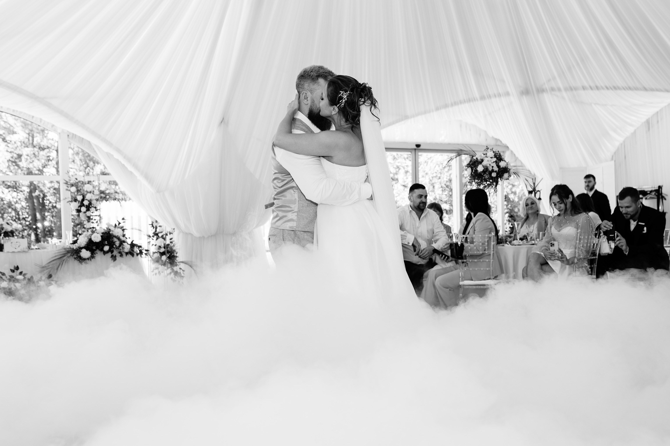 Свадебная фотосессия на финском заливе. Свадебный фотограф СПБ