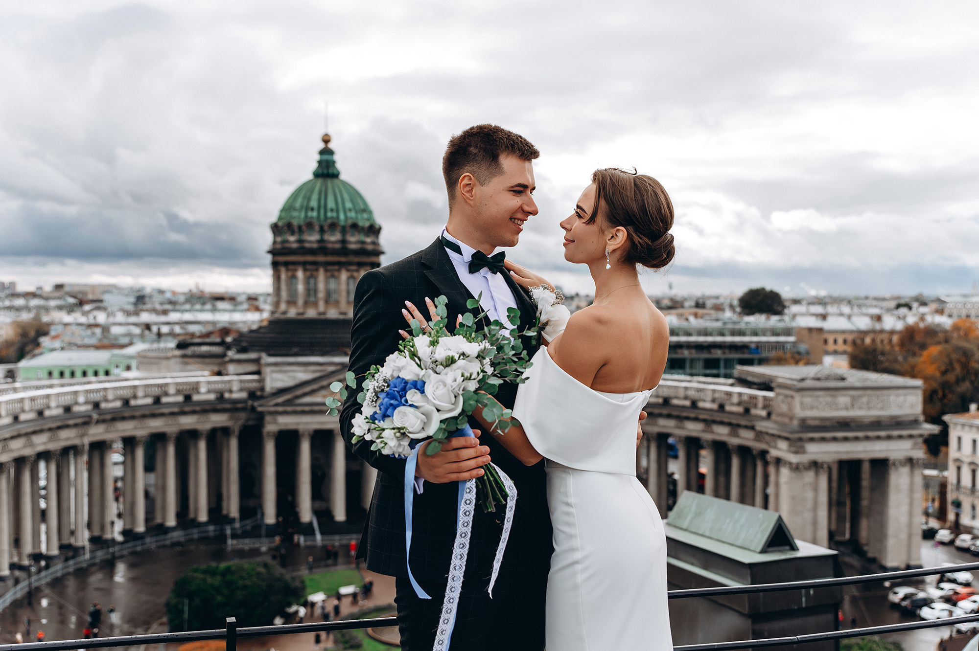 Услуги в Москве и Санкт-Петербурге. Свадебный фотограф в Перми