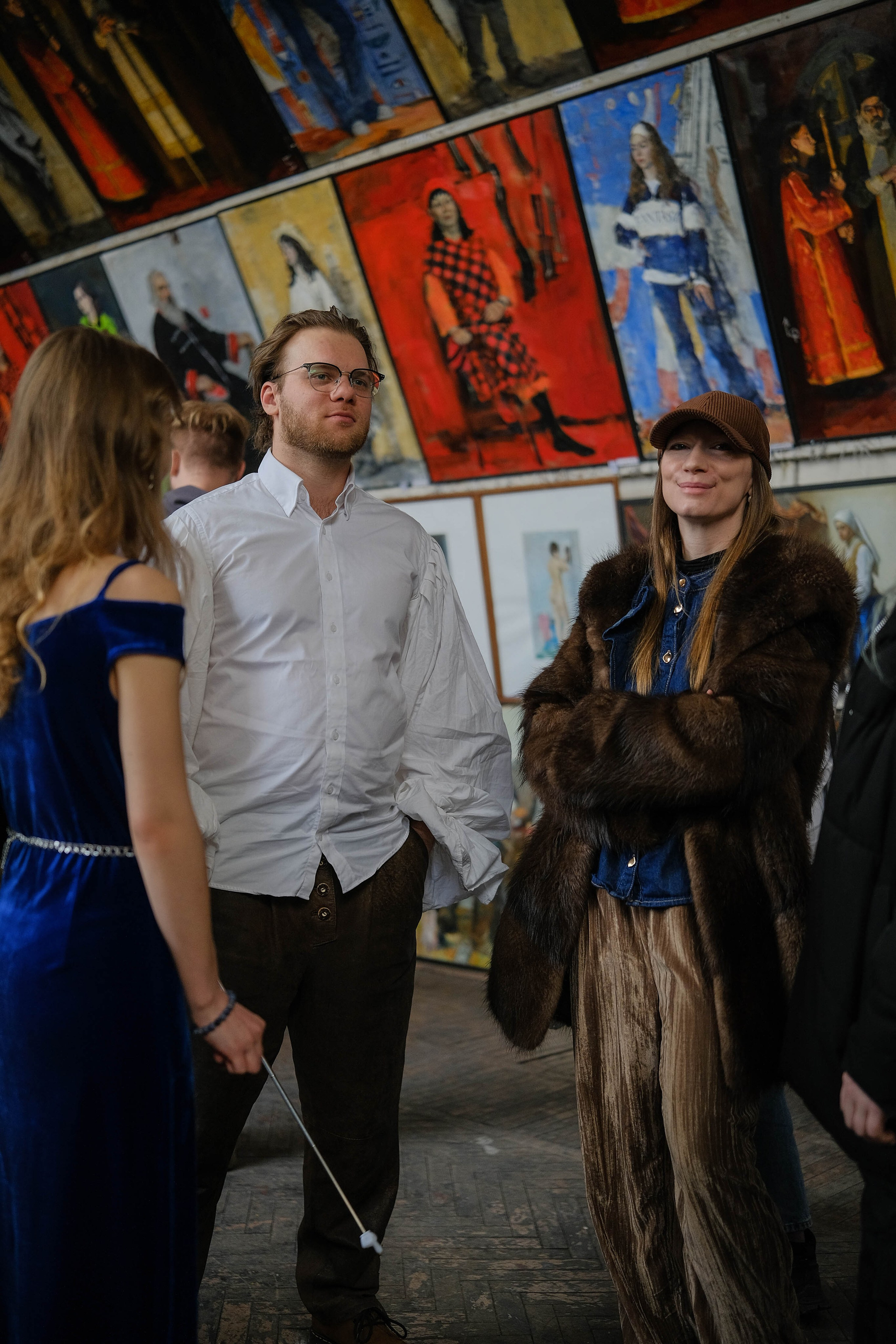 Репортаж частной экскурсии художника Михаила Соловьева в академии художеств Репина. Портретные и творческие съемки Санкт-Петребург