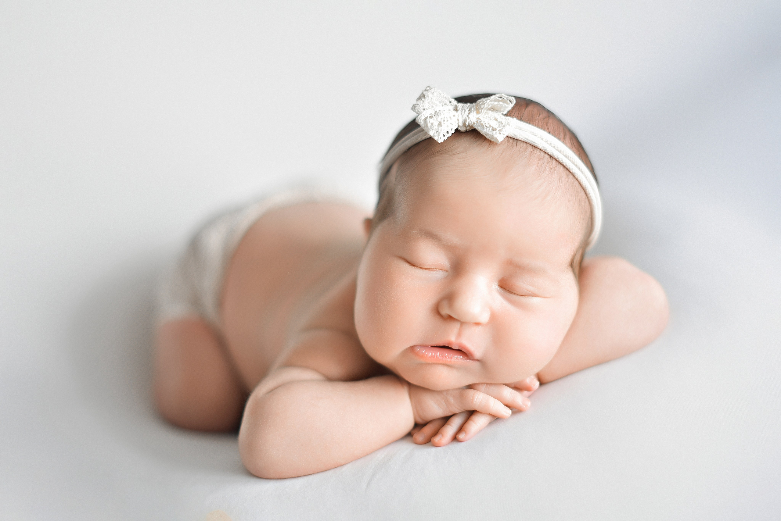 Девочки. Елена Комиссарова-фотограф новорожденных в г. Иваново