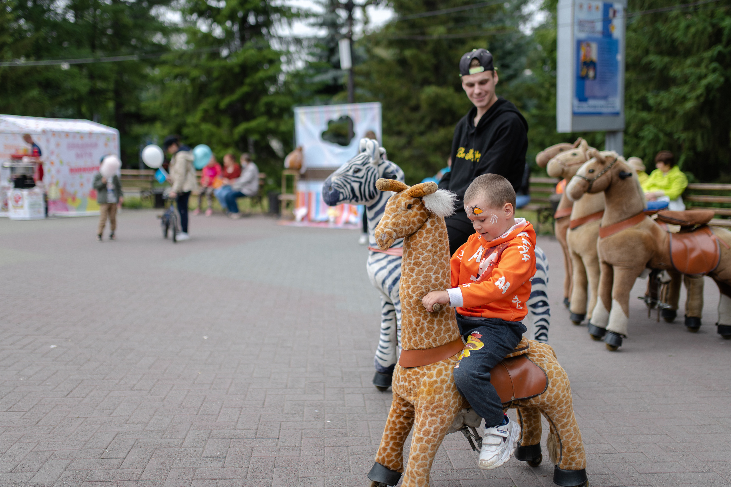 День защиты детей 2021 Парк Пушкина. Свадебный фотограф Екатеринбург/Челябинск — Любовь Волохова