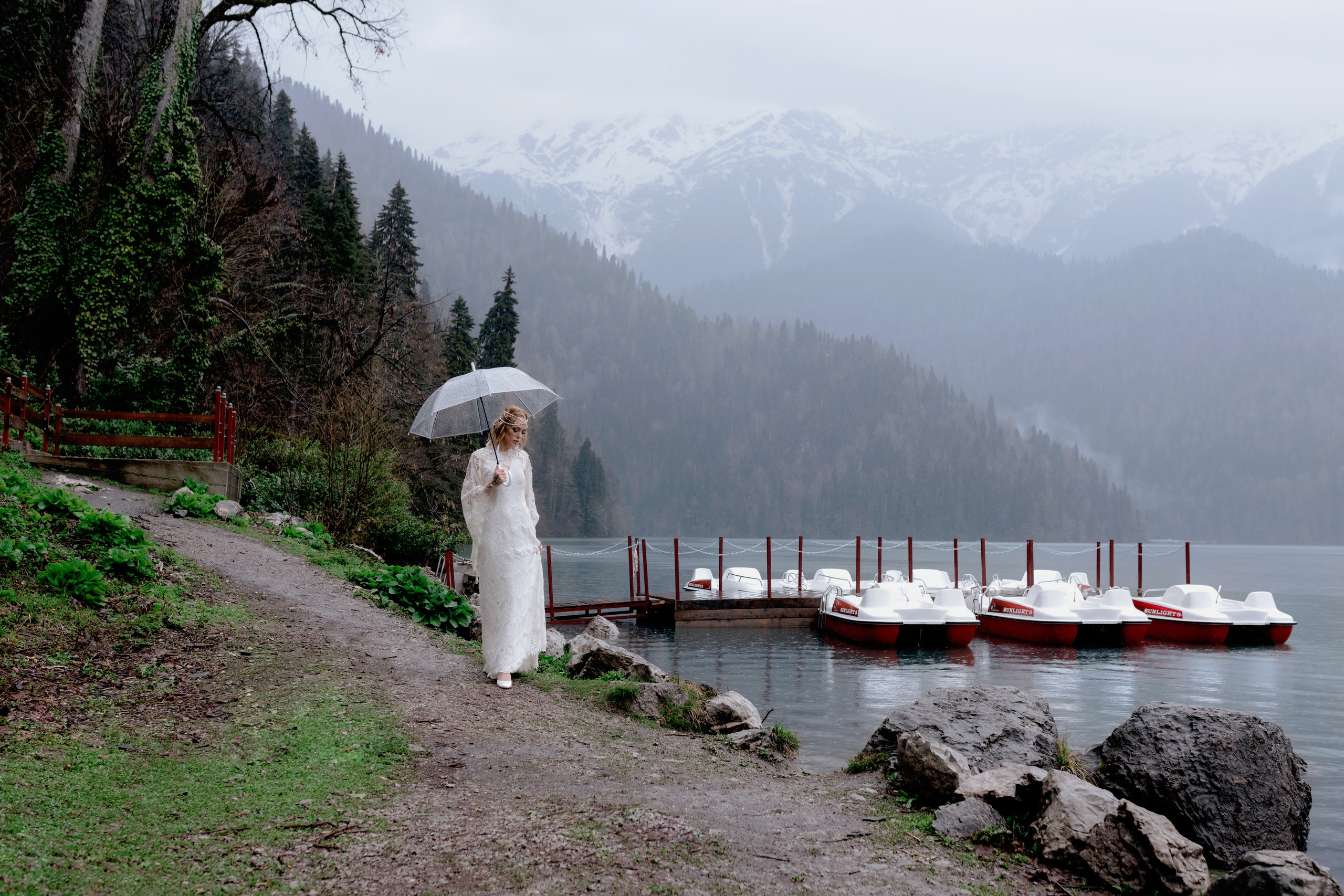 Абхазия, озеро Рица. Свадебный фотограф Екатеринбург/Челябинск — Любовь Волохова