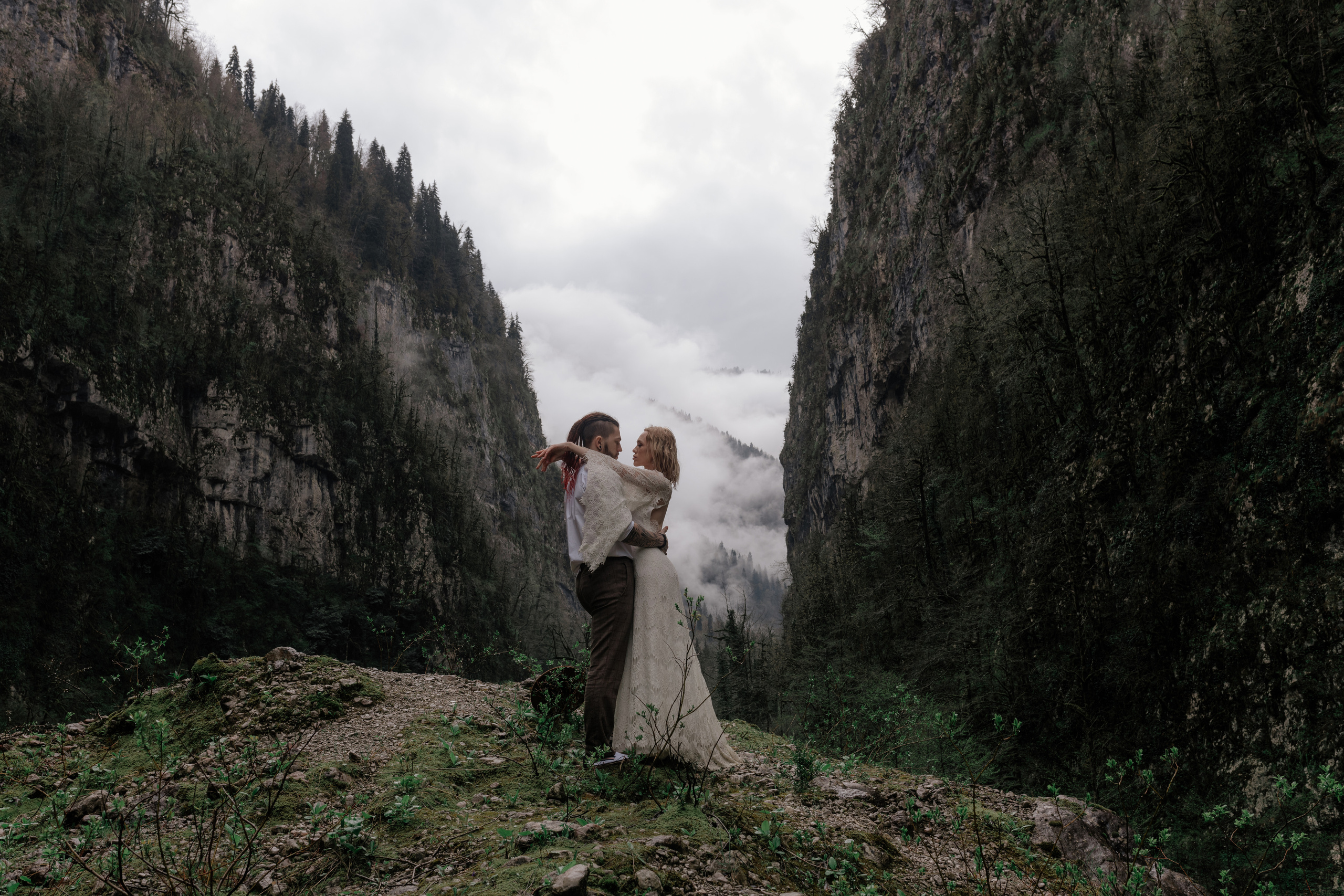 Абхазия, озеро Рица. Свадебный фотограф Екатеринбург/Челябинск — Любовь Волохова