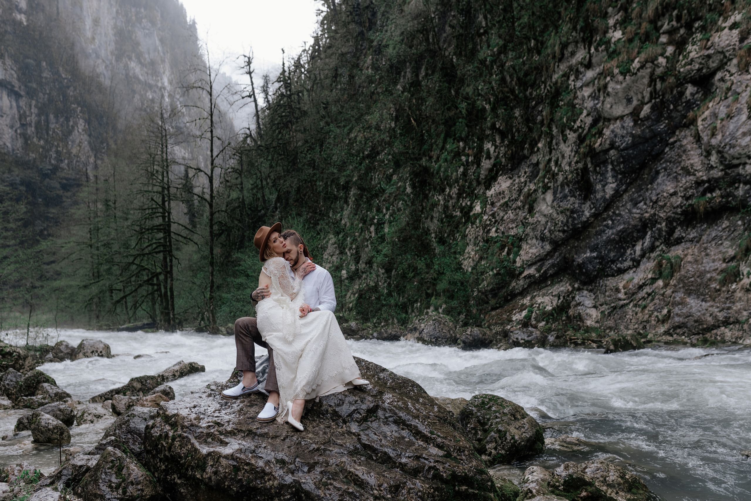 Абхазия, озеро Рица. Свадебный фотограф Екатеринбург/Челябинск — Любовь Волохова
