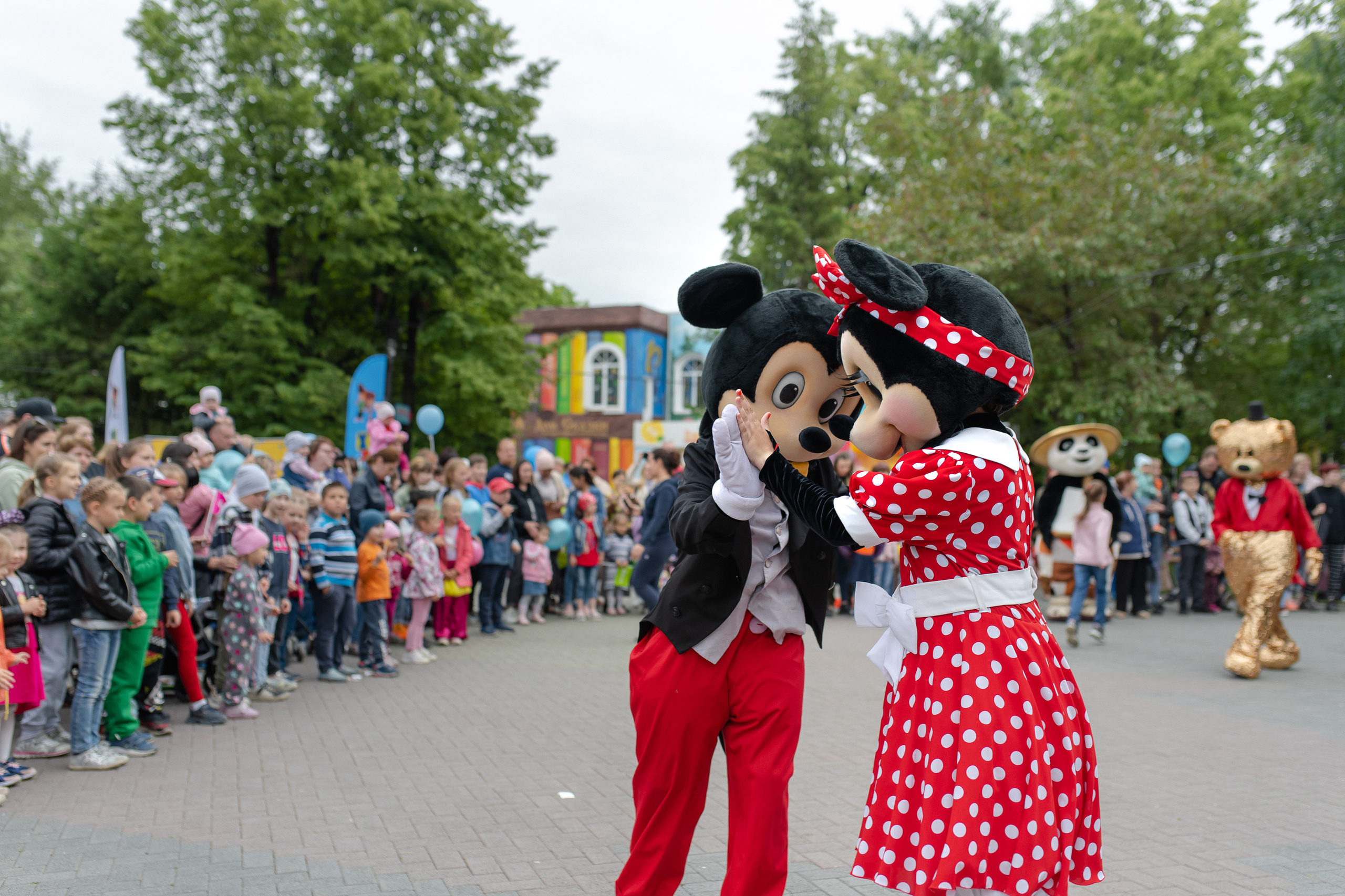 День защиты детей 2021 Парк Пушкина. Свадебный фотограф Екатеринбург/Челябинск — Любовь Волохова