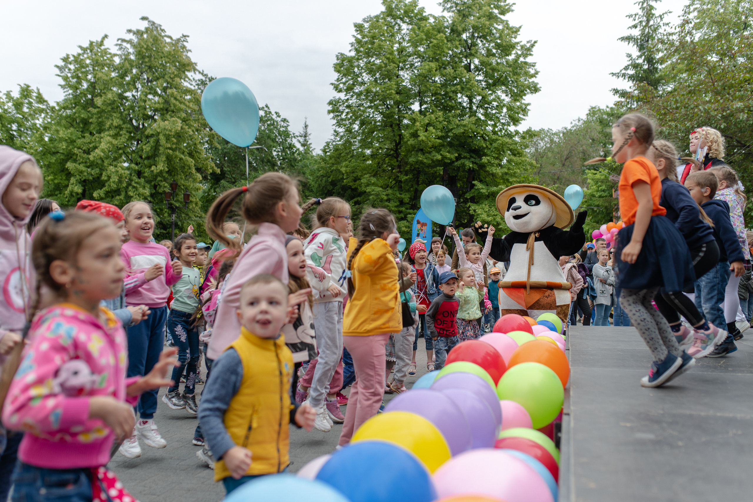День защиты детей 2021 Парк Пушкина. Свадебный фотограф Екатеринбург/Челябинск — Любовь Волохова