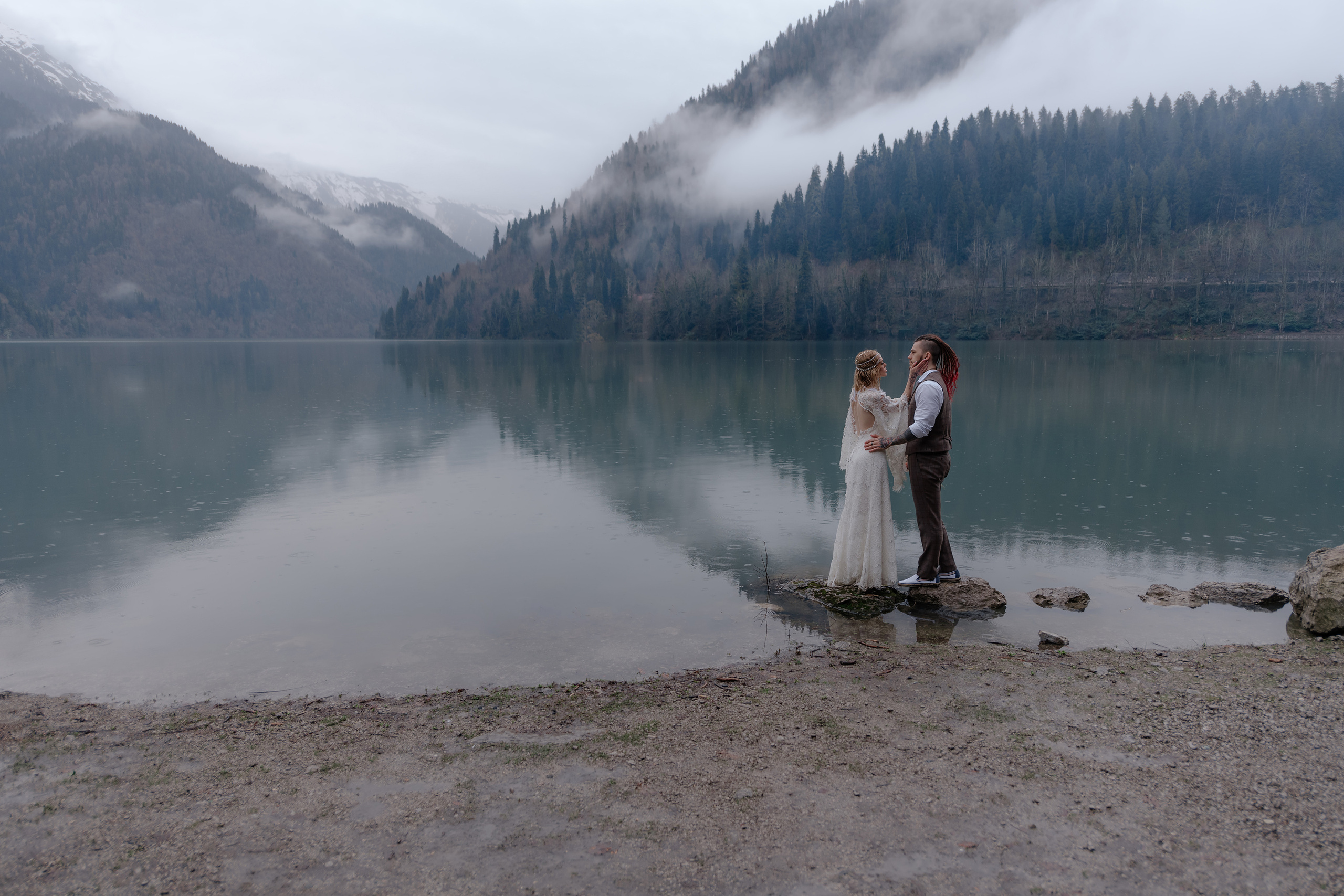 Абхазия, озеро Рица. Свадебный фотограф Екатеринбург/Челябинск — Любовь Волохова