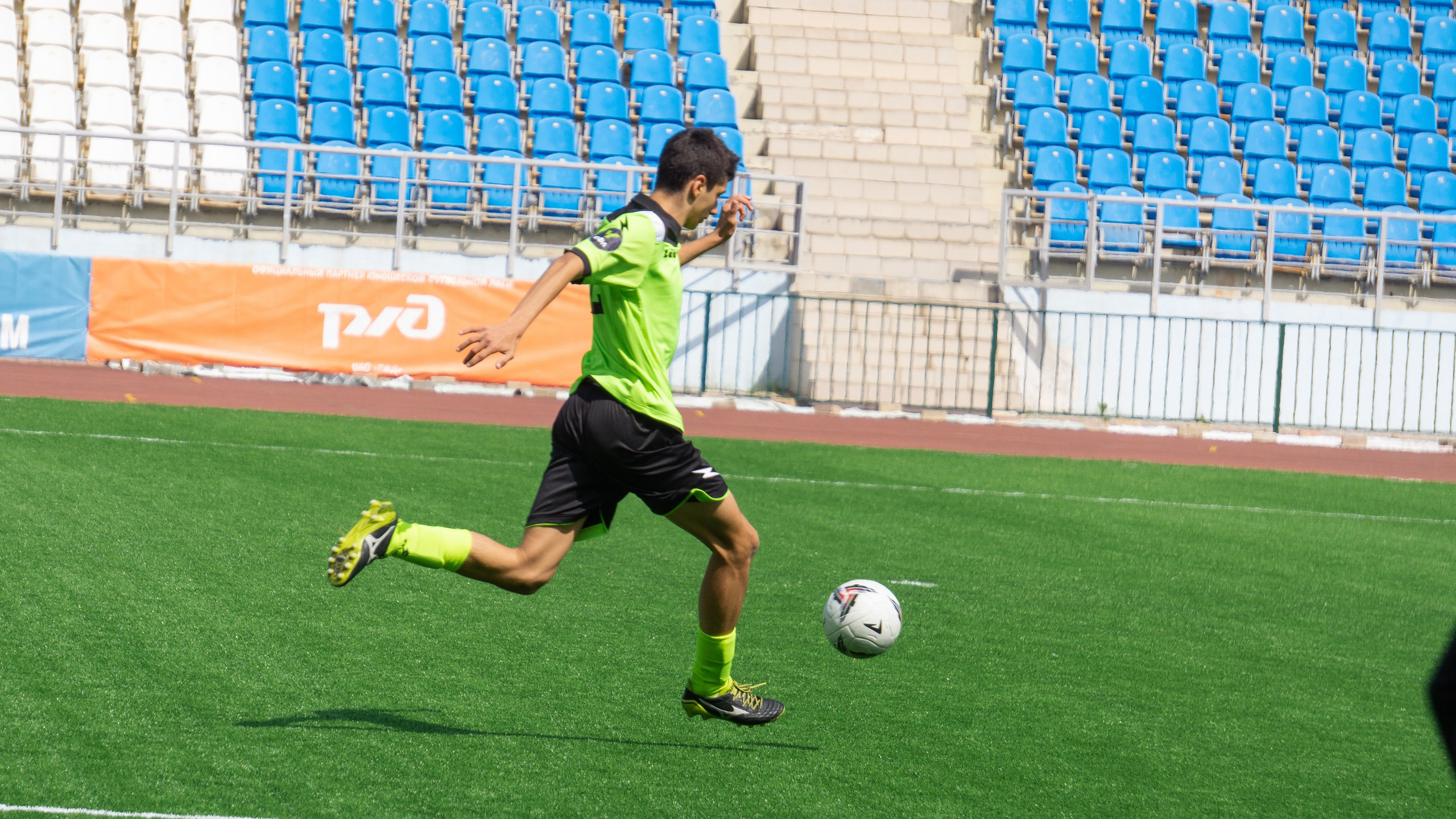 Юношеская Футбольная лига. Yaratezza production