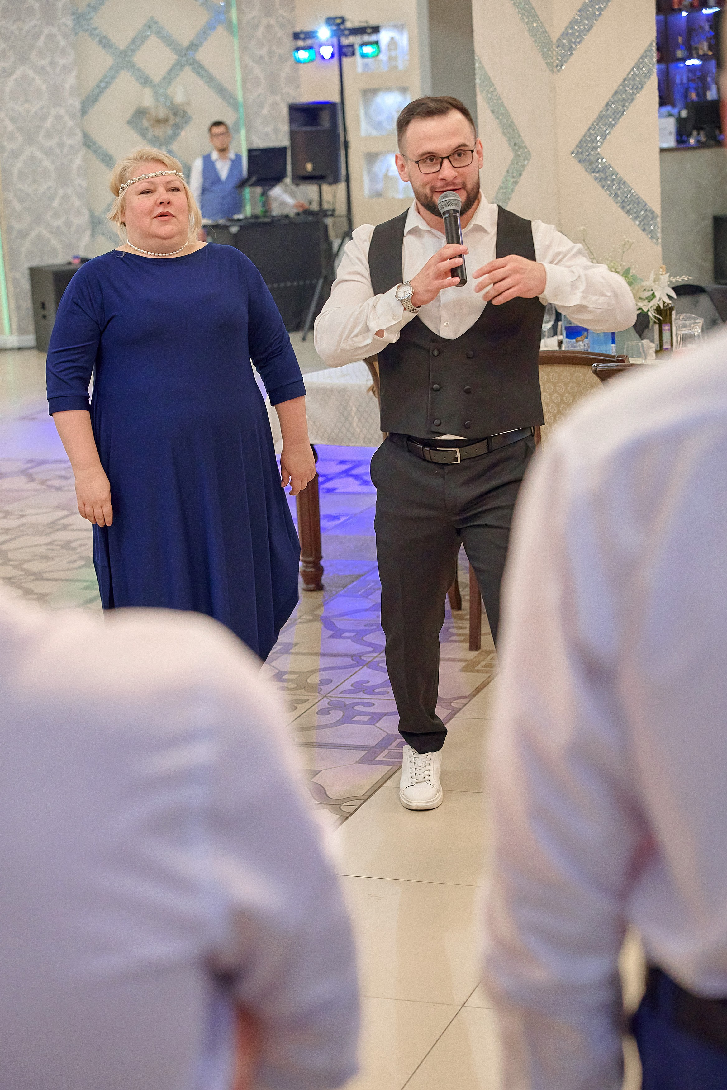 Портфолио репортажной фотосъёмки: Выпускной в ресторане «Император». Фотограф Яковлев Роман — Красноярск