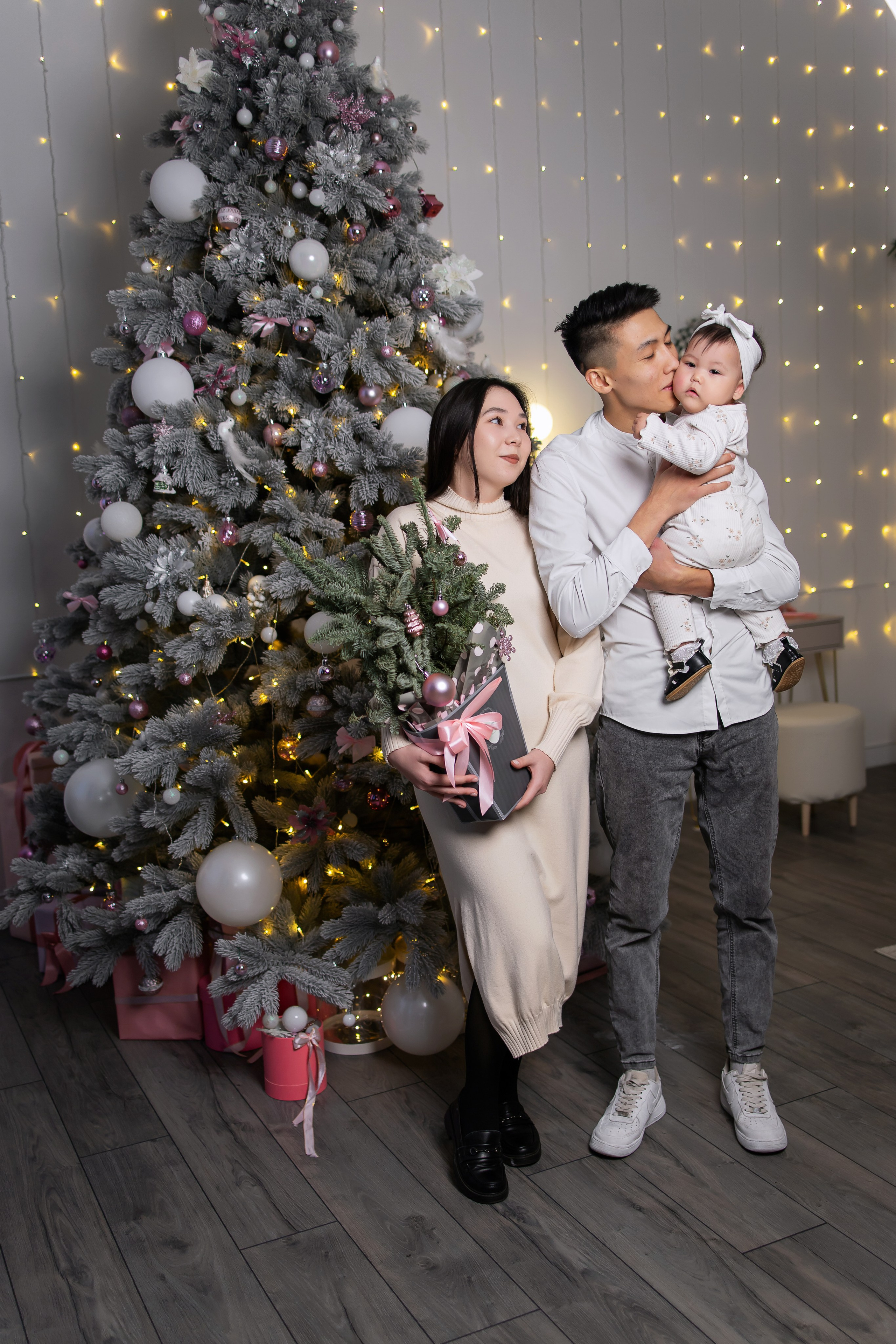 Ваши фотографии. Интерьерная фотостудия Background в Омске