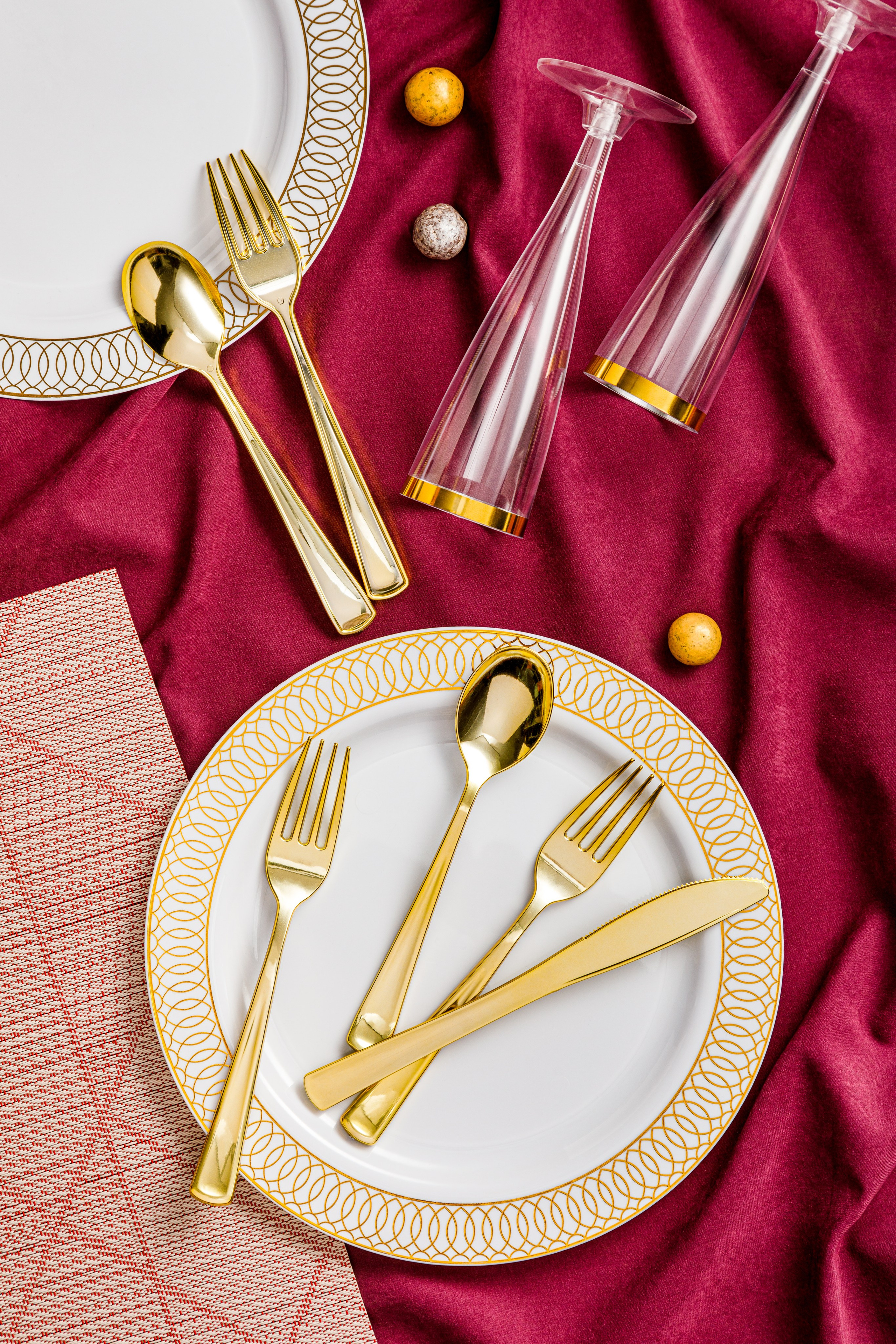 Пластиковая посуда. Сайт о предметной, имиджевой и портретной фотографии, фотограф Фил Киреев