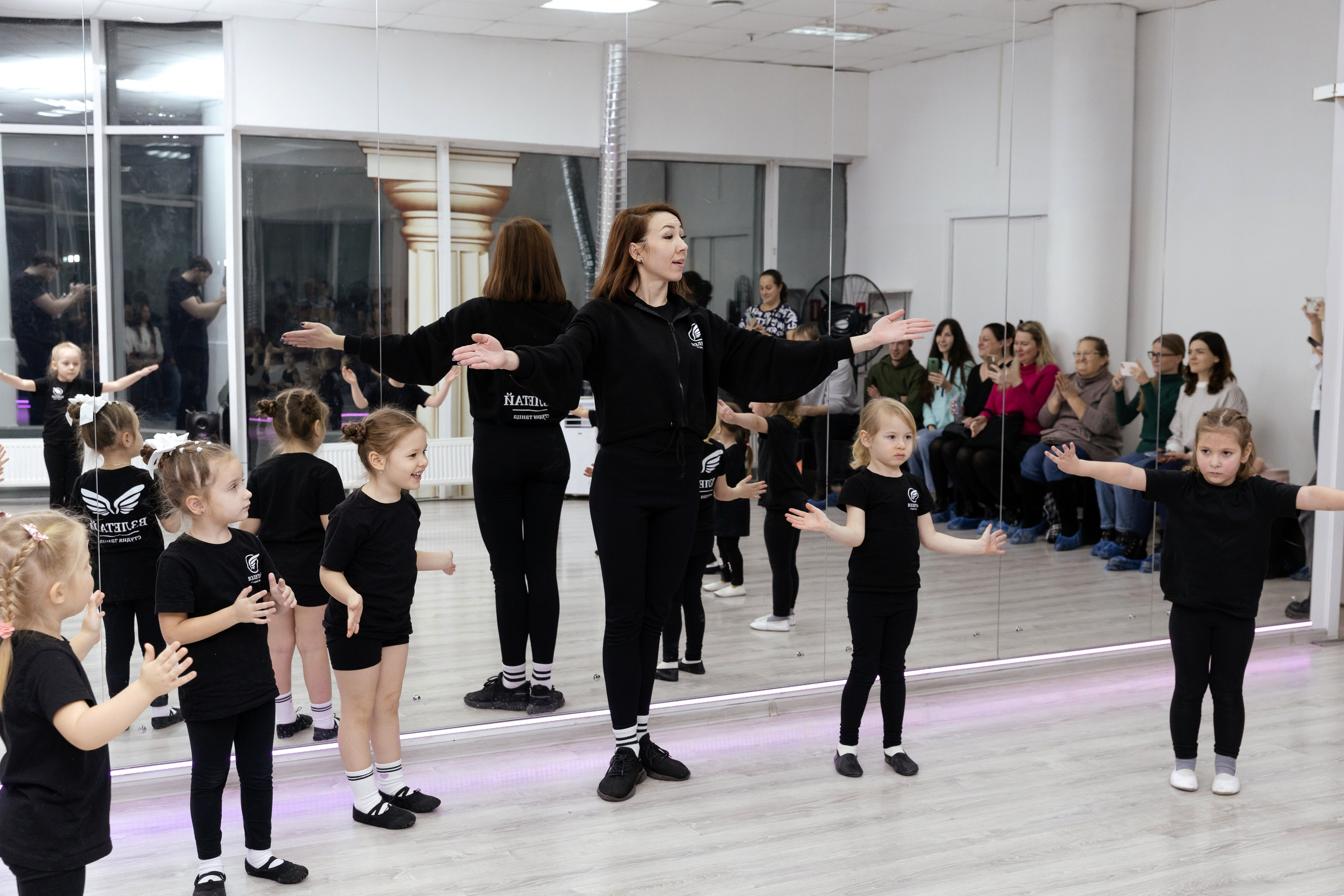 Студия «Взлетай». Открытый урок. Семейный фотограф — Макс Белогрудов