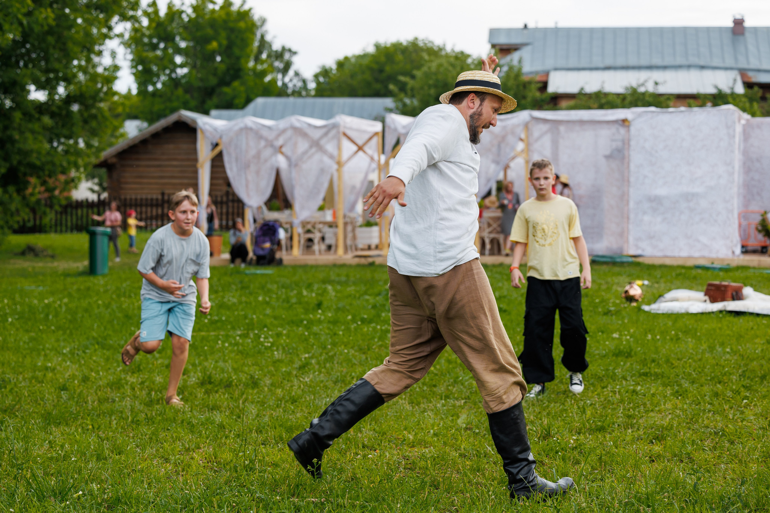 Городской фестиваль «Усадьбы Москвы. Городская дача». Репортажный фотограф в Москве Екатерина Якель