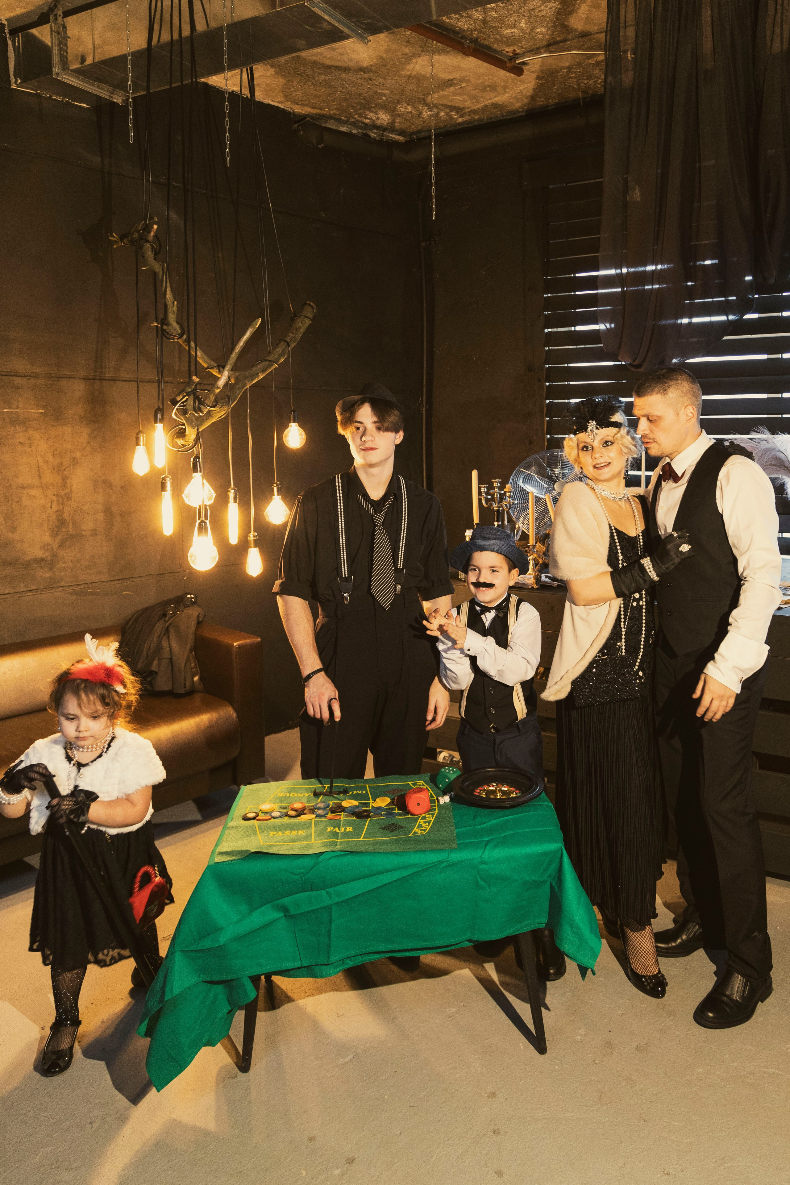 Семья Волковых. Фотограф для маркетплейсов, фотоуслуги в Жуковском Татьяна Марсуверских