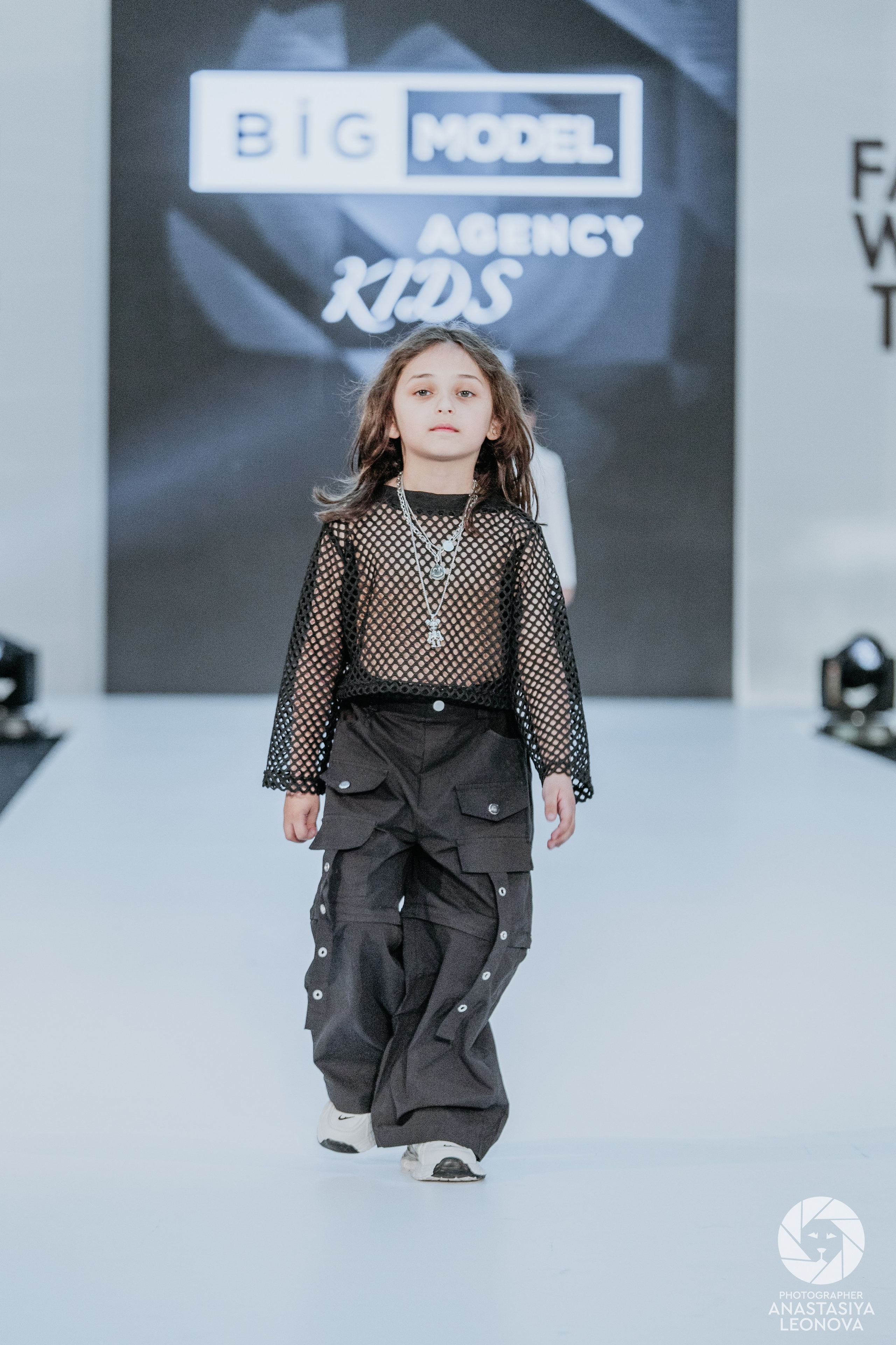 Fashion Week Türkiye [spring, 2025]. Anastasia Leonowa